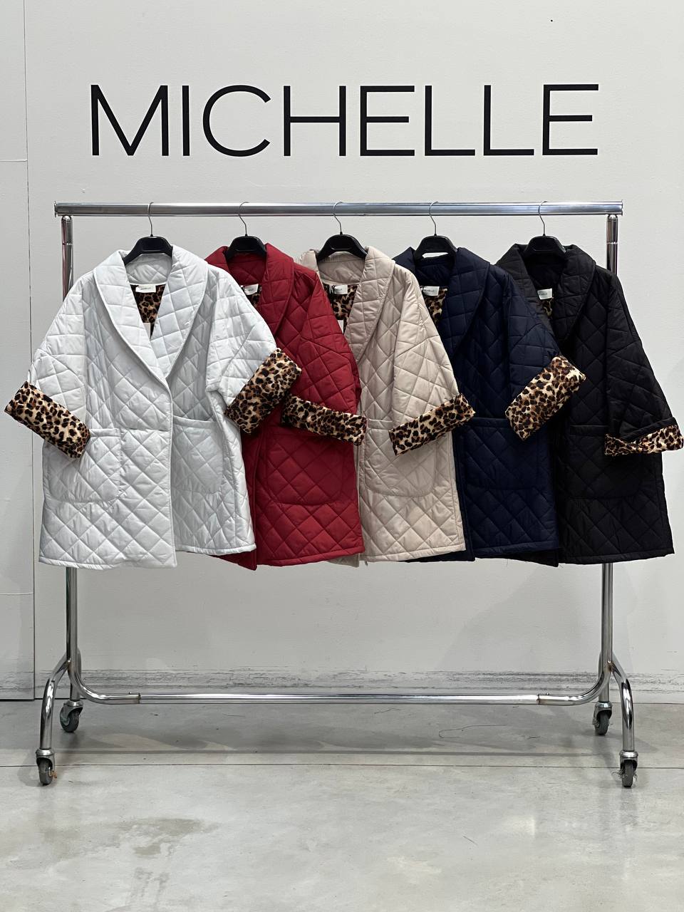 Amelie Follies (Michelle)