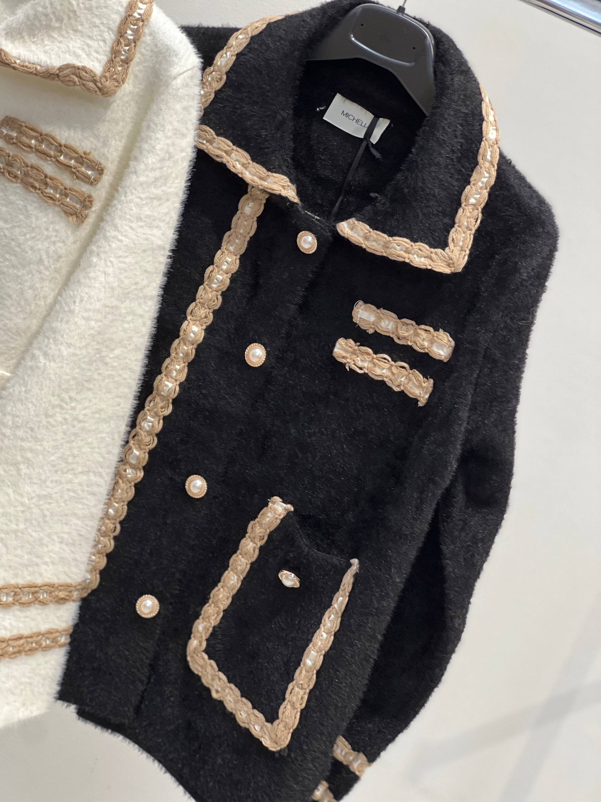 Amelie Follies (Michelle)