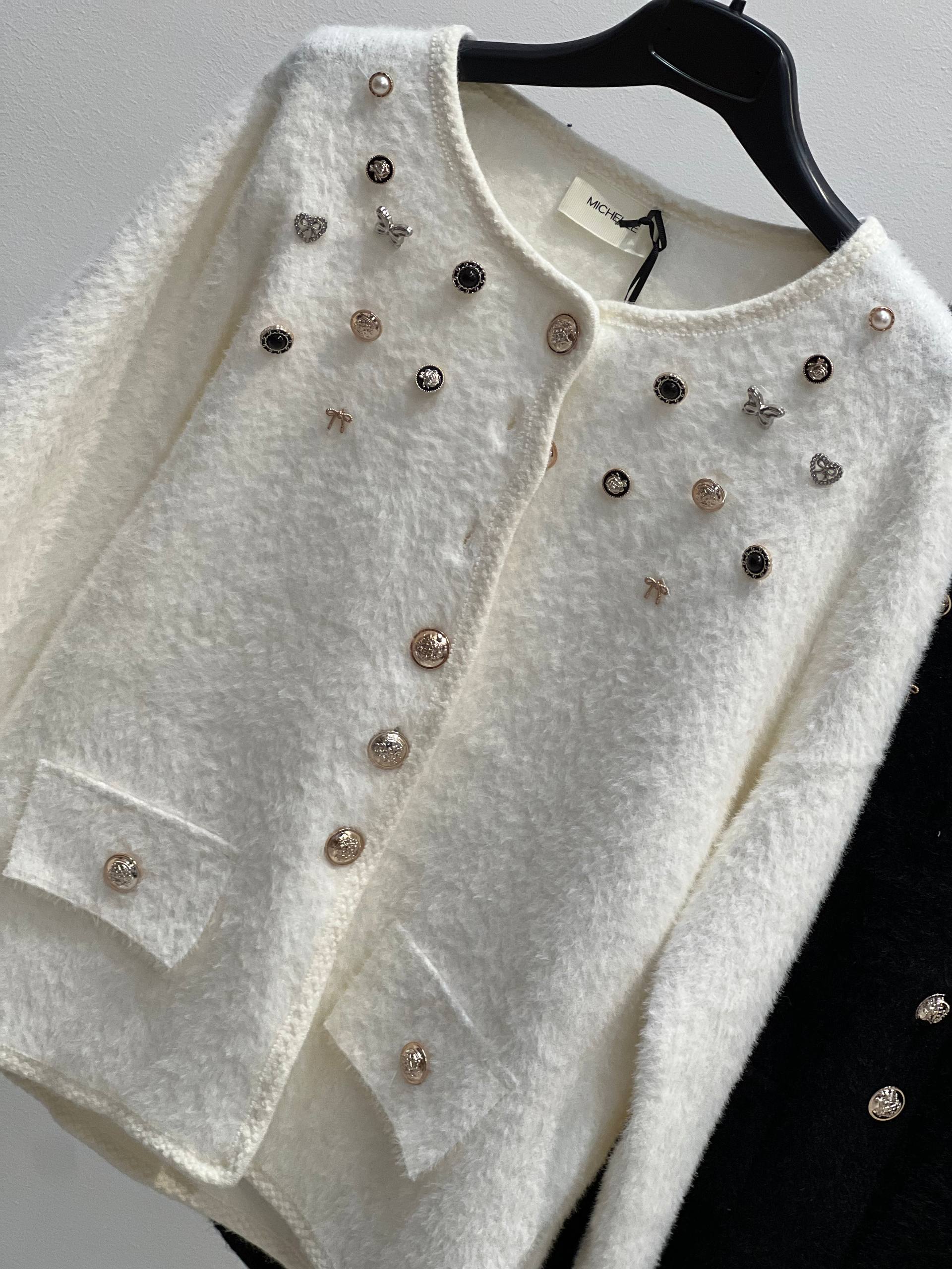 Amelie Follies (Michelle)