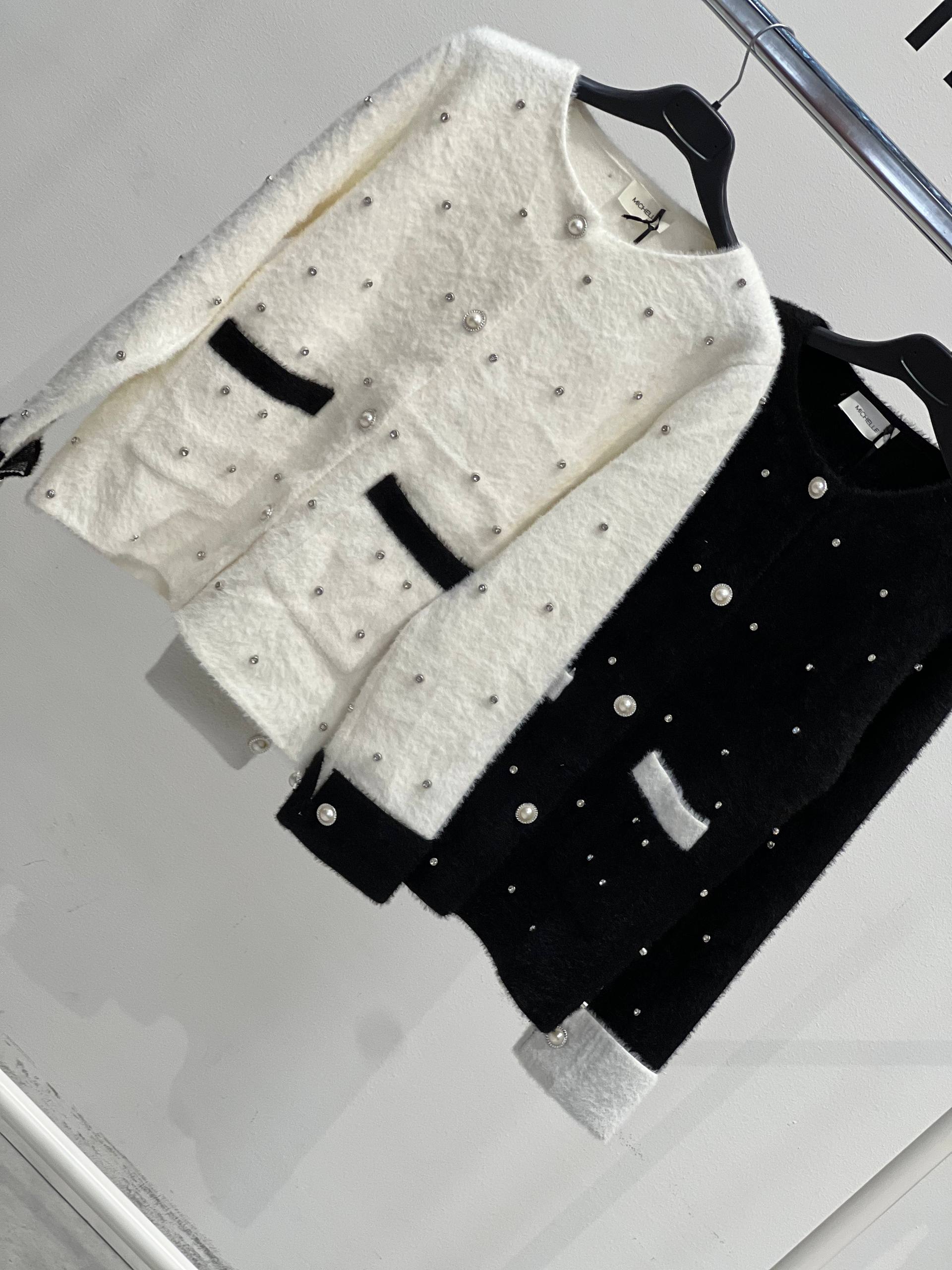 Amelie Follies (Michelle)