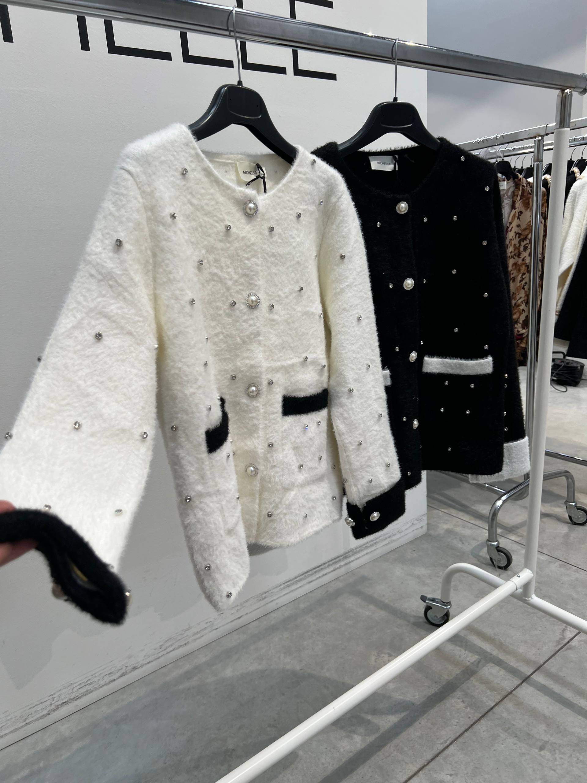 Amelie Follies (Michelle)