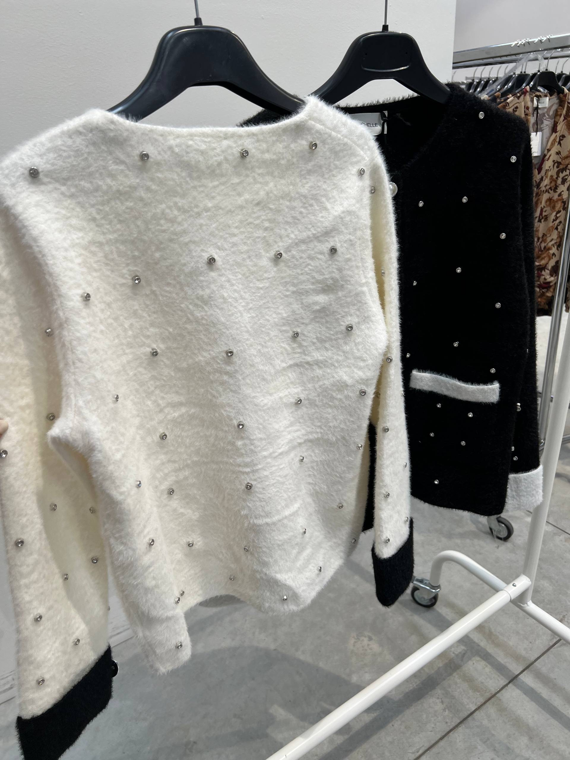 Amelie Follies (Michelle)