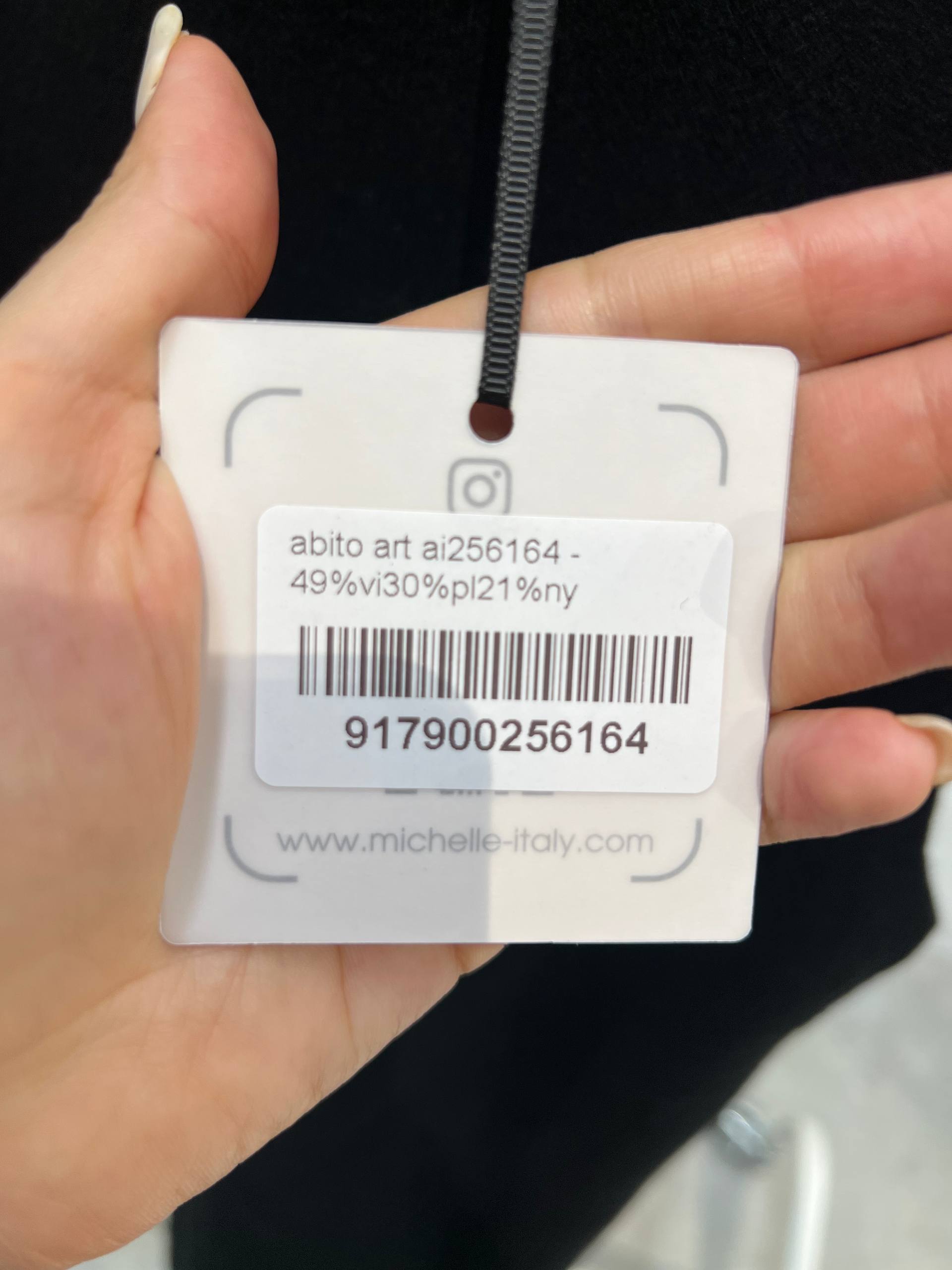 Amelie Follies (Michelle)