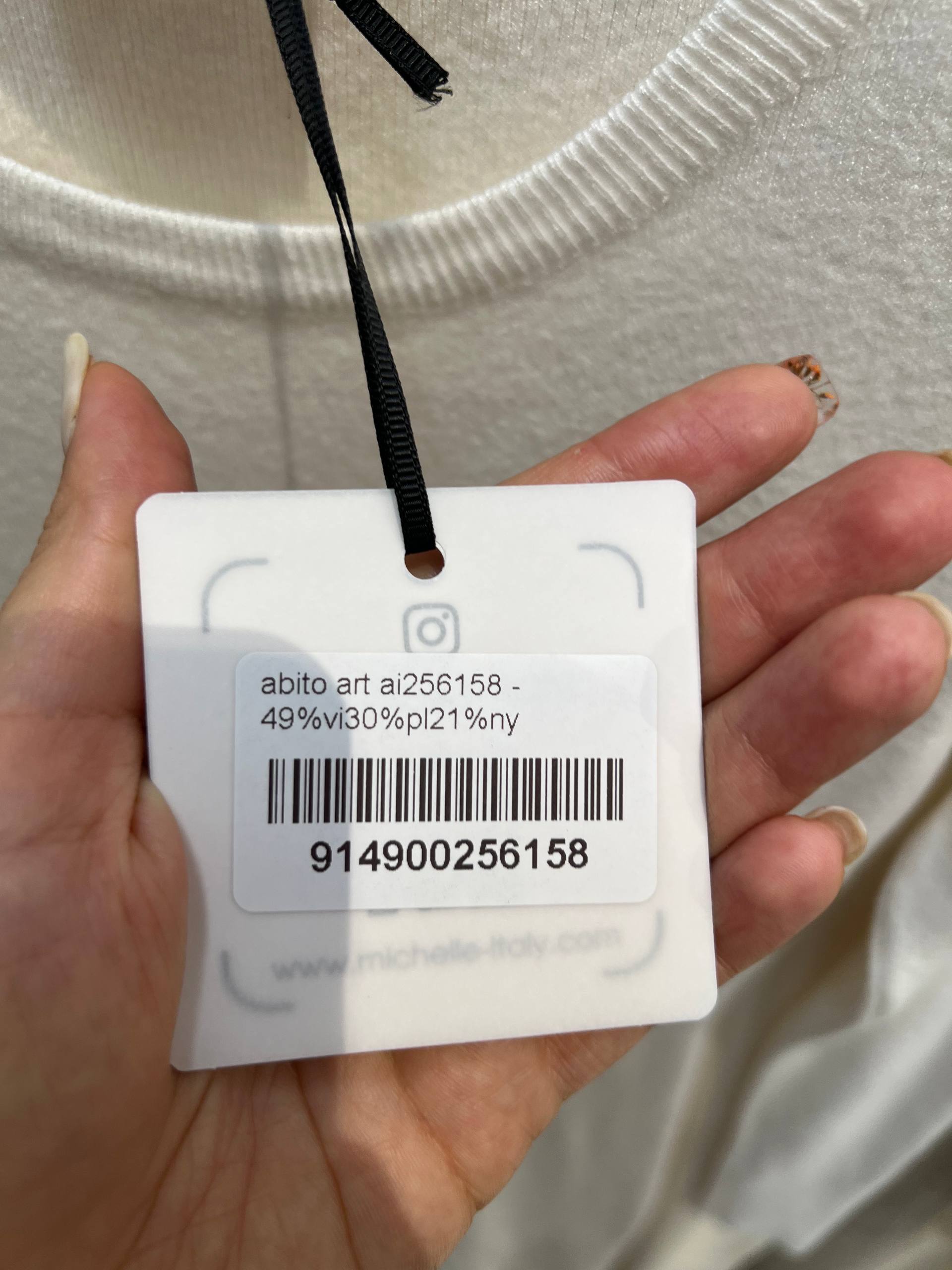 Amelie Follies (Michelle)