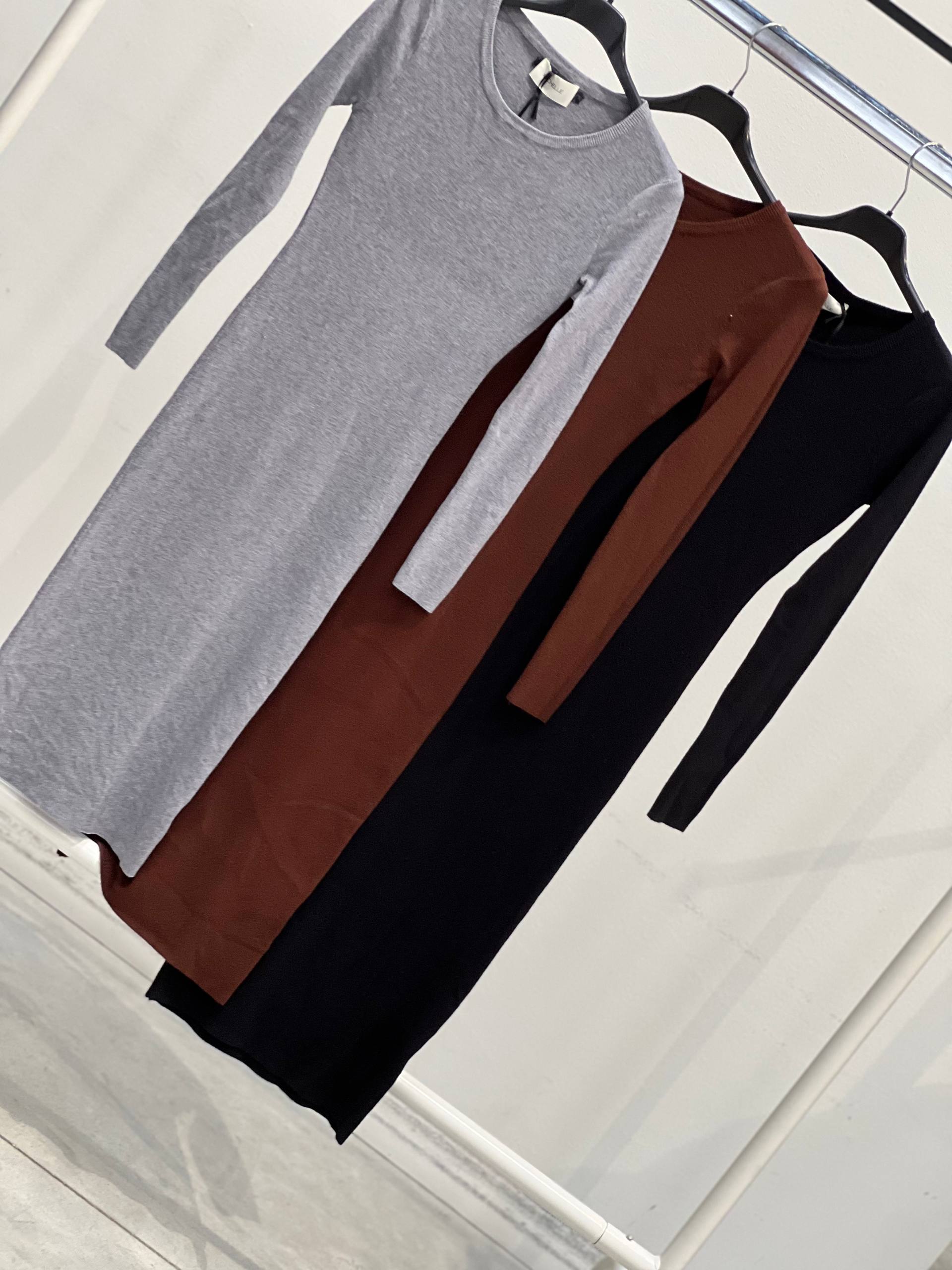 Amelie Follies (Michelle)