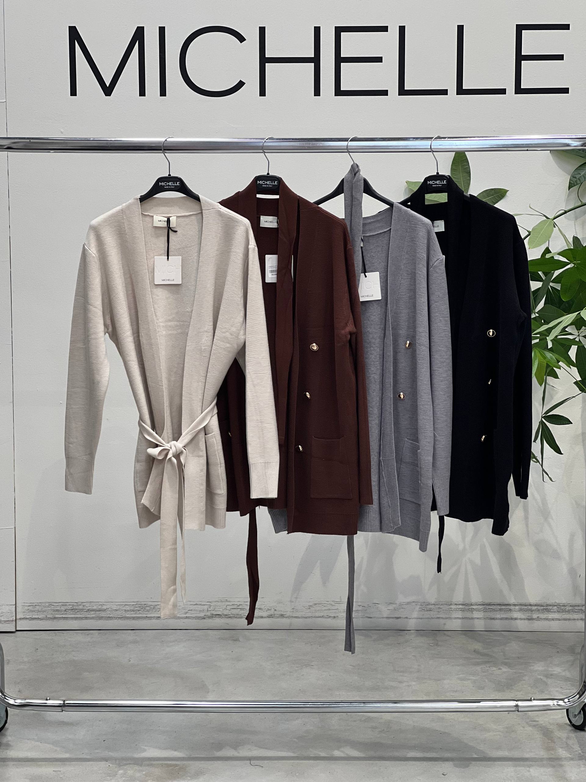 Amelie Follies (Michelle)