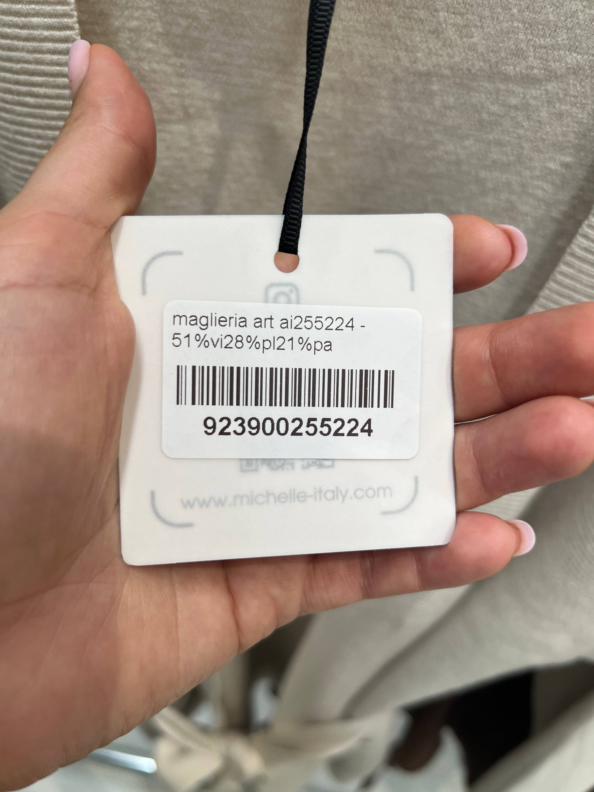 Amelie Follies (Michelle)