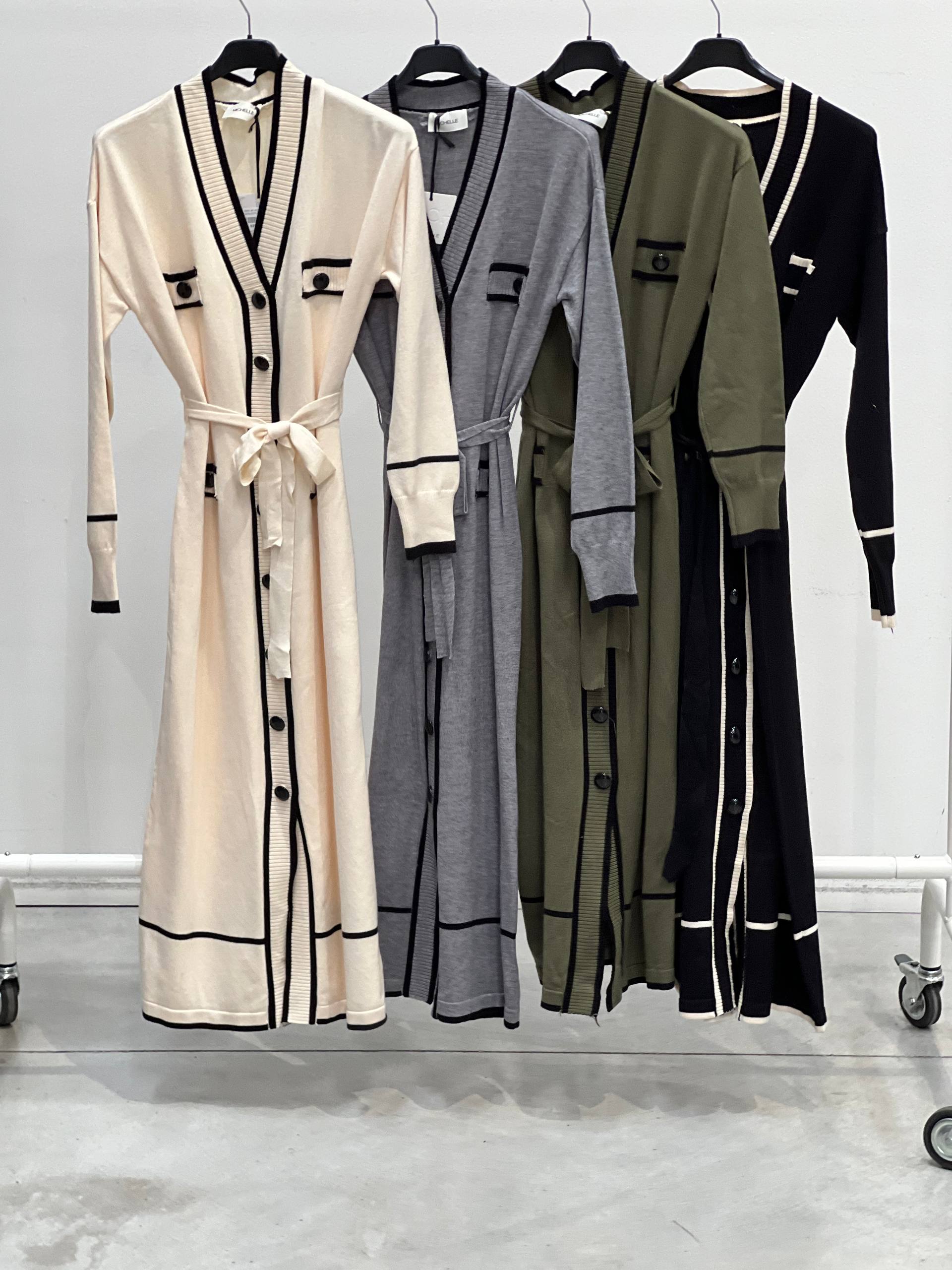 Amelie Follies (Michelle)