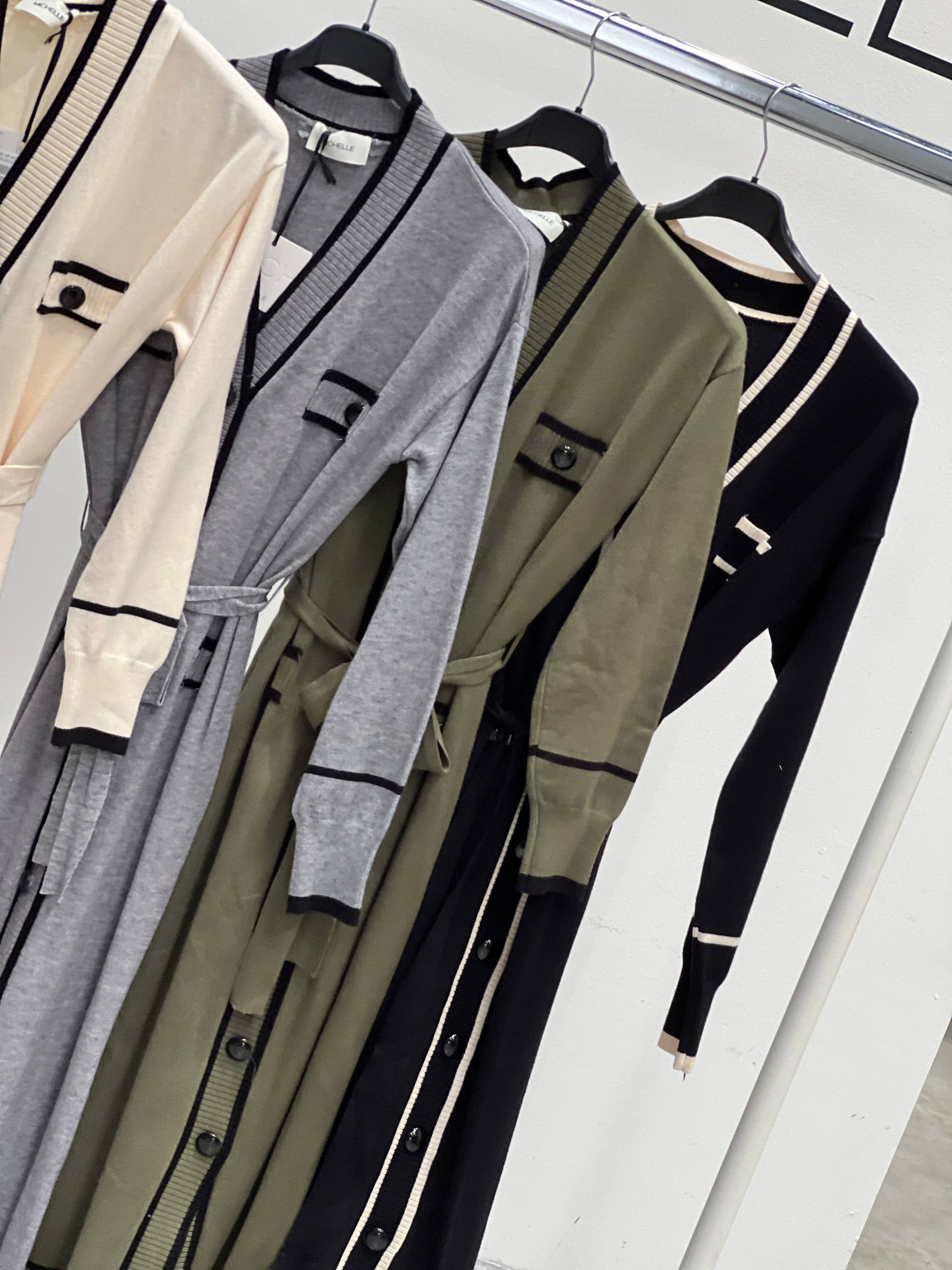 Amelie Follies (Michelle)