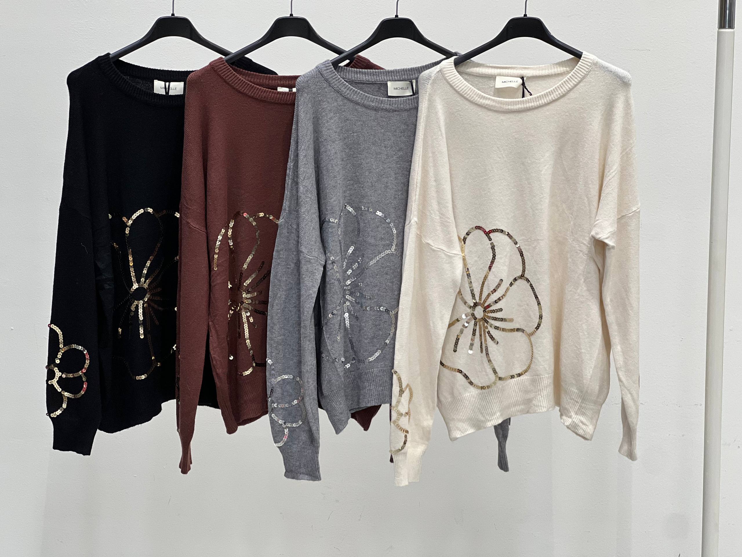 Amelie Follies (Michelle)