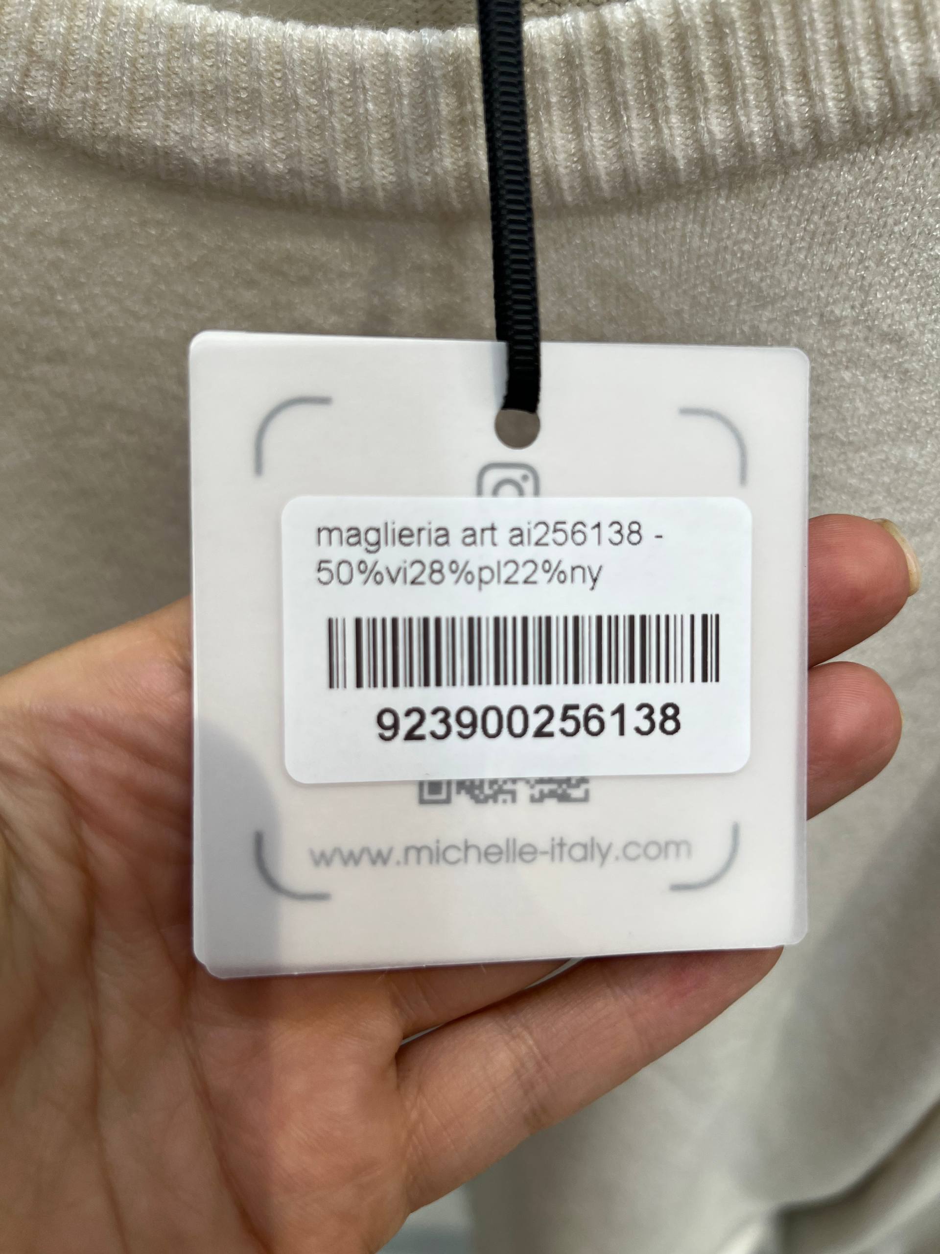 Amelie Follies (Michelle)