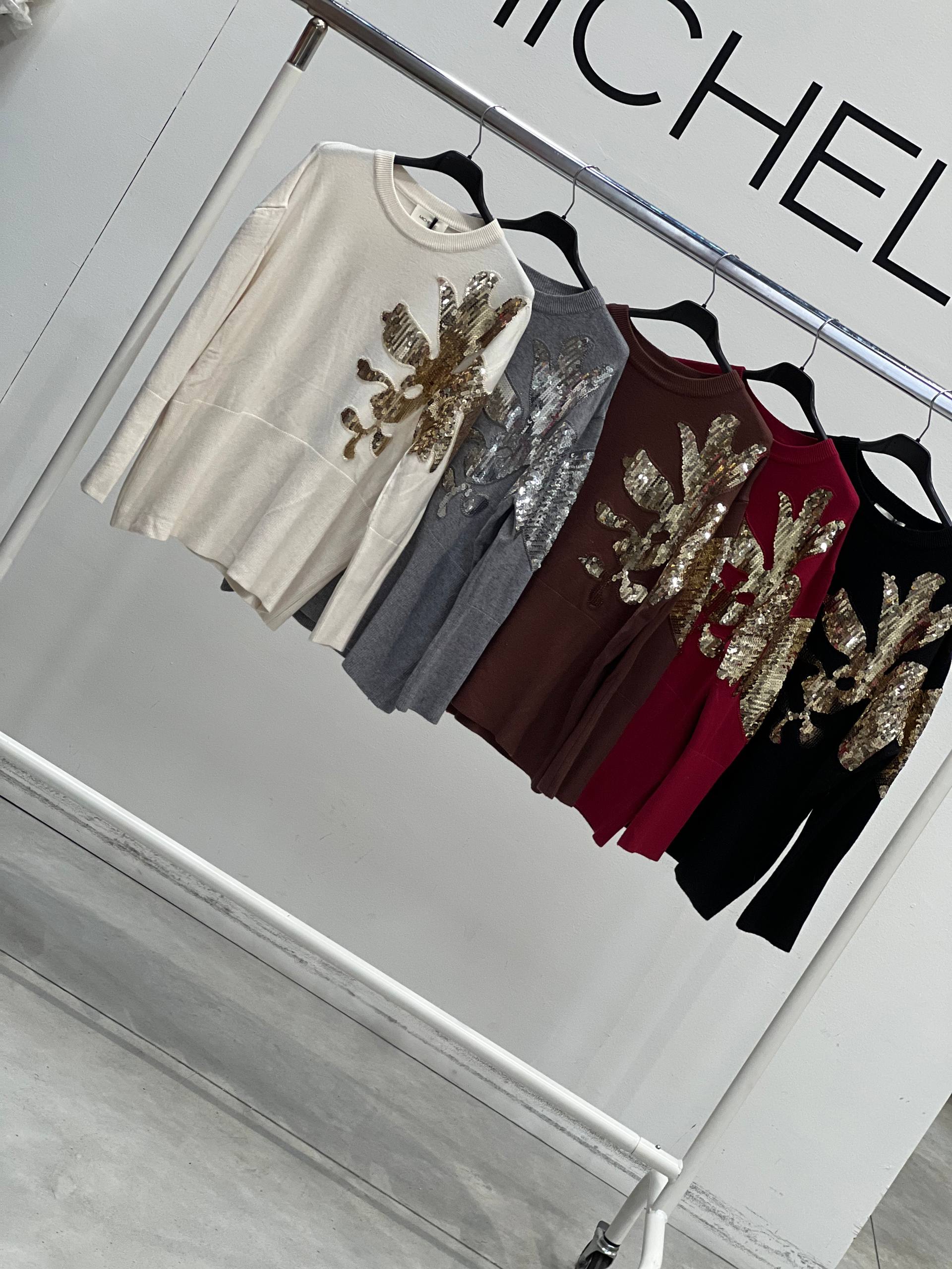 Amelie Follies (Michelle)