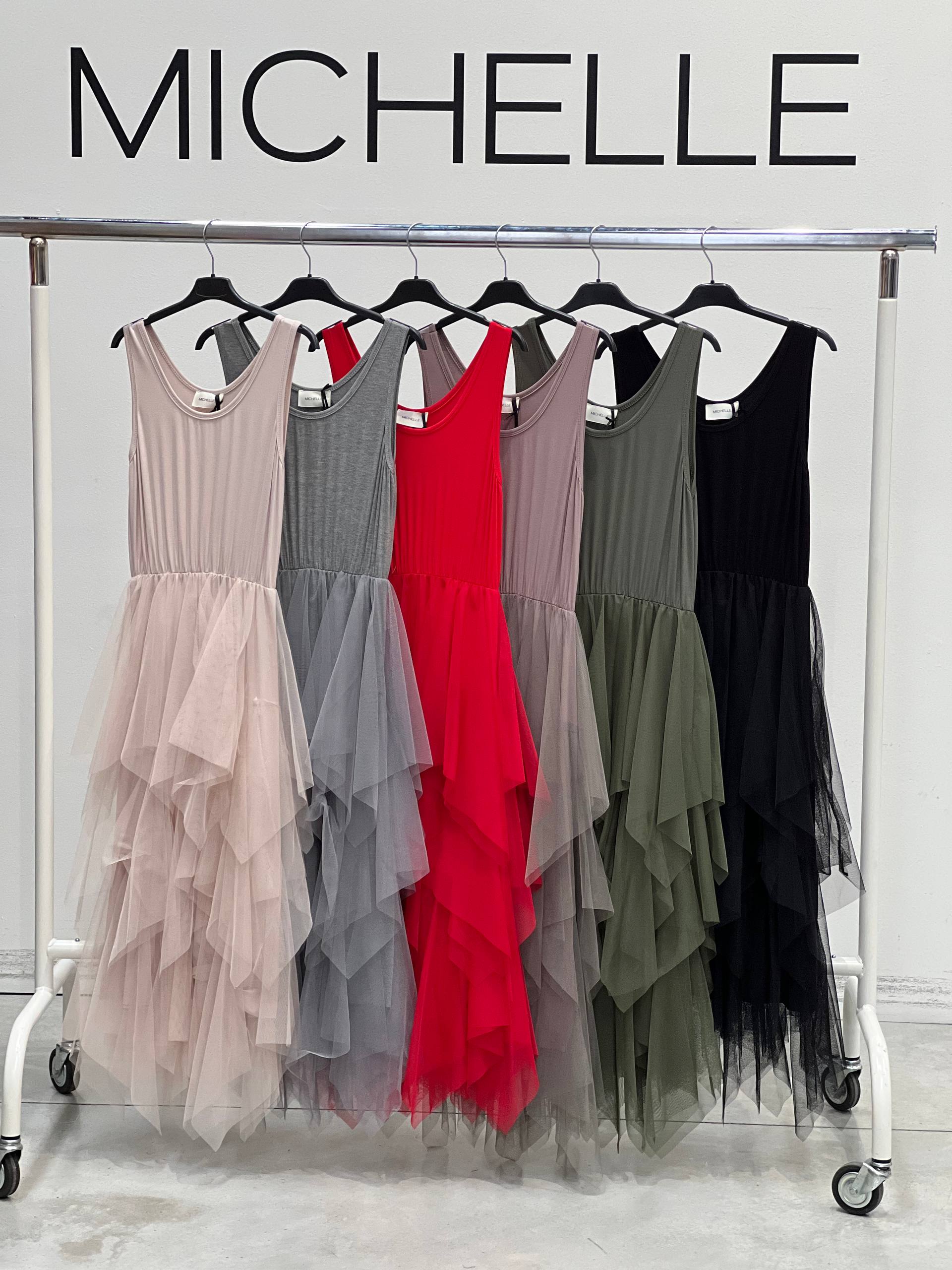 Amelie Follies (Michelle)