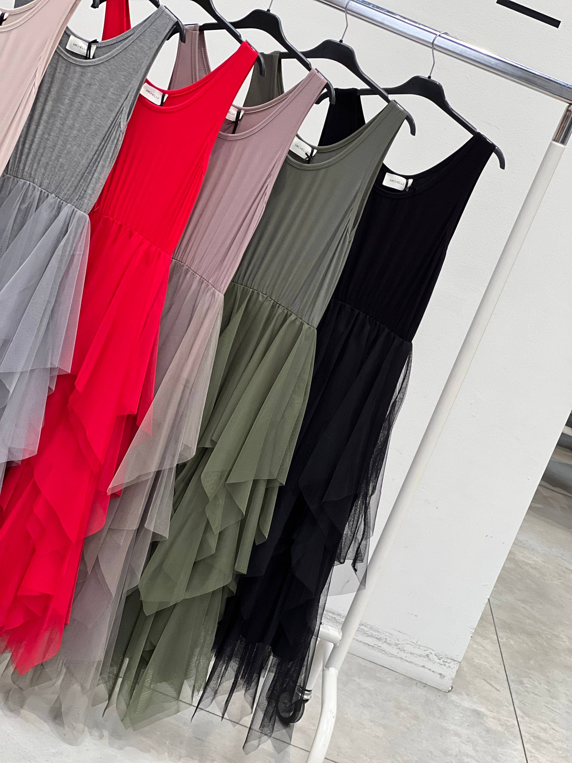 Amelie Follies (Michelle)