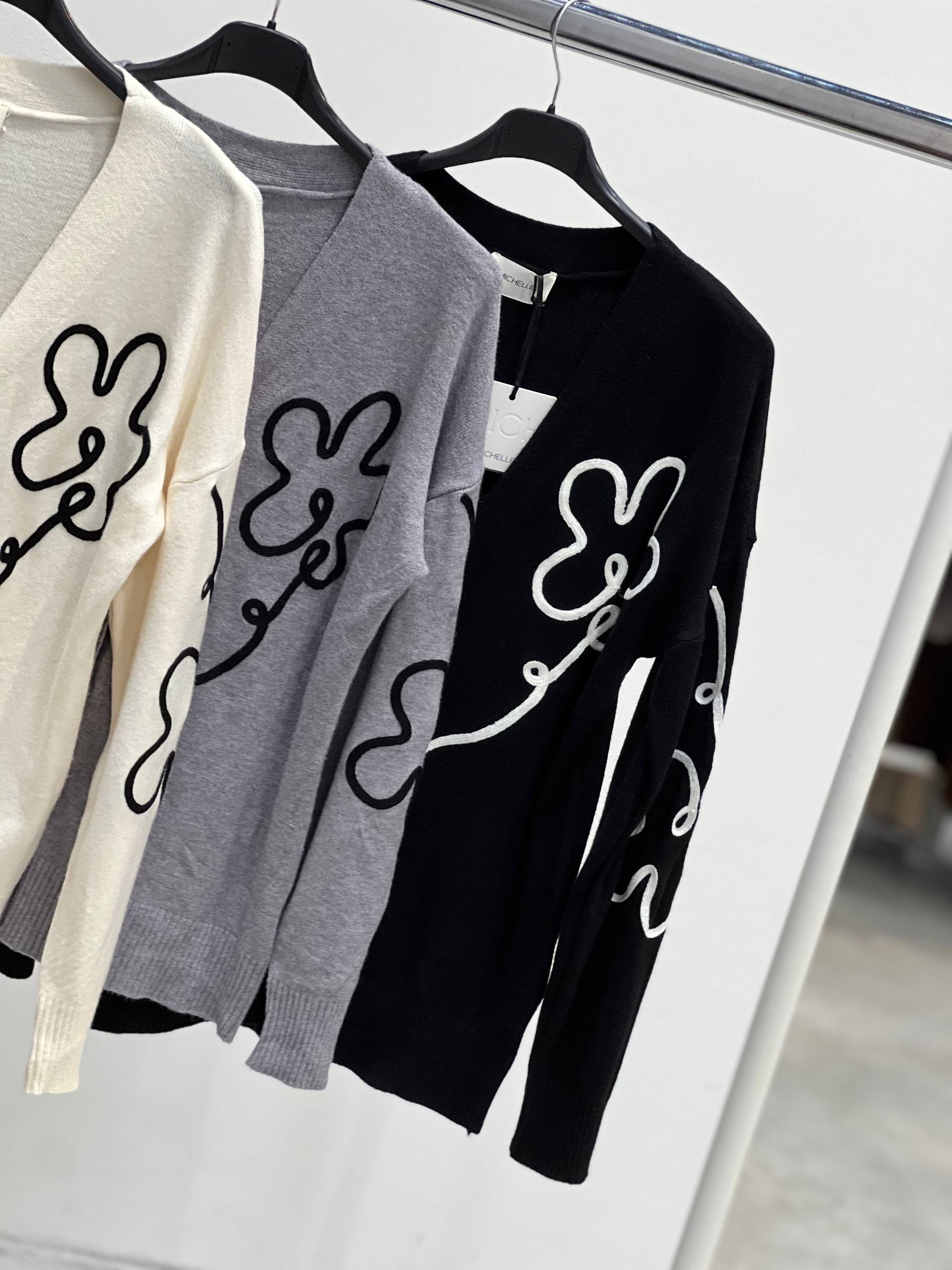 Amelie Follies (Michelle)