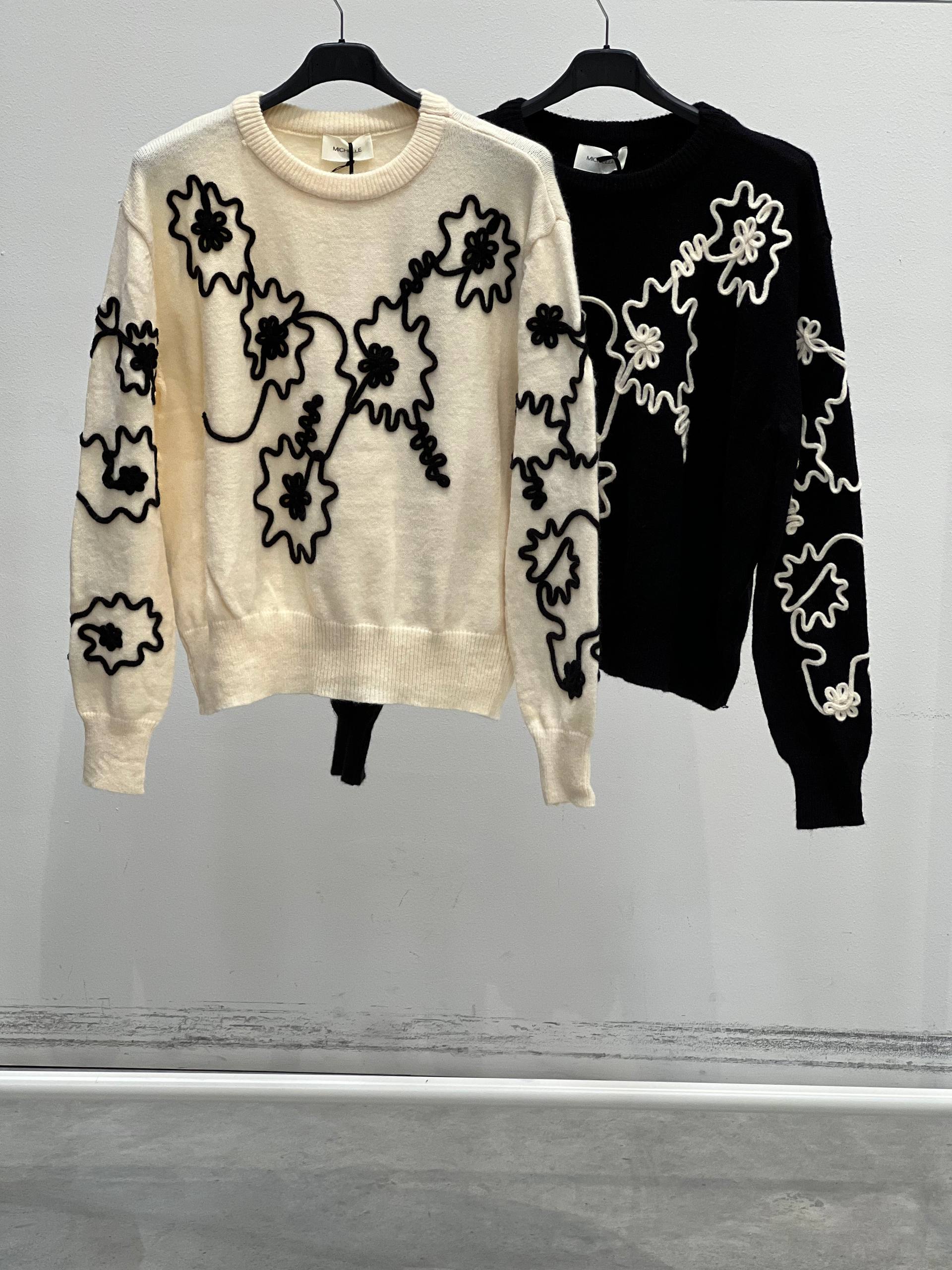 Amelie Follies (Michelle)