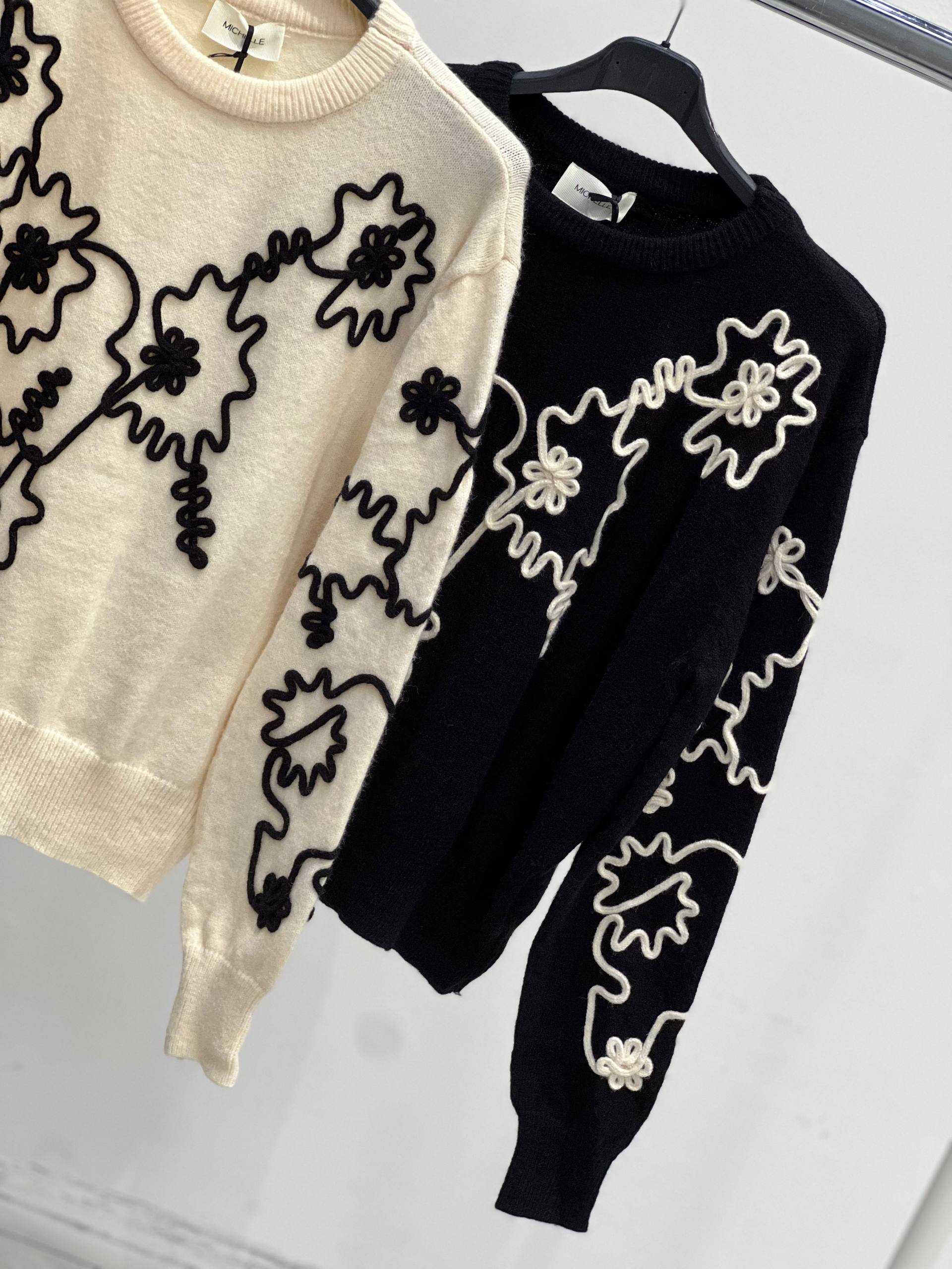 Amelie Follies (Michelle)