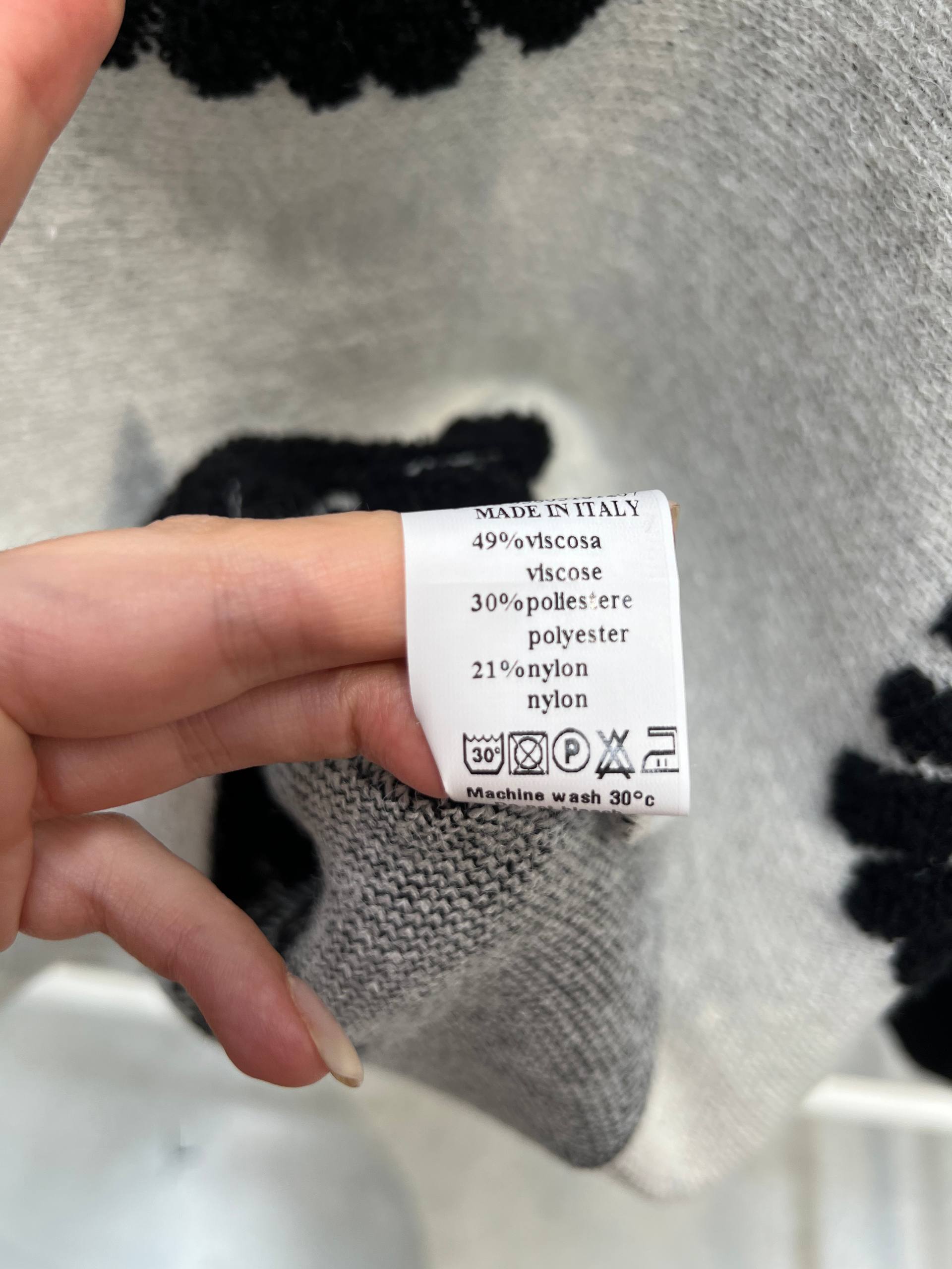 Amelie Follies (Michelle)