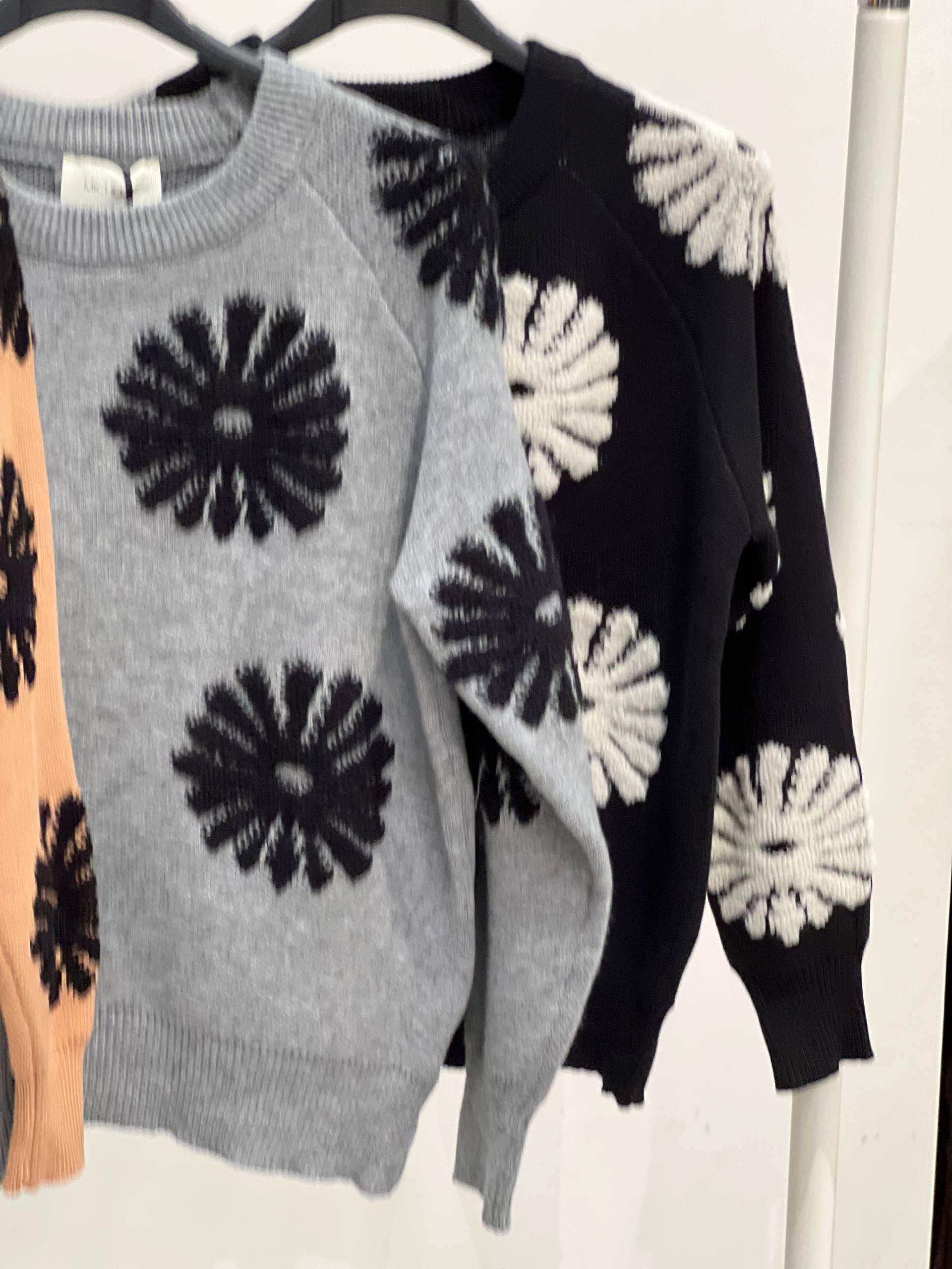 Amelie Follies (Michelle)