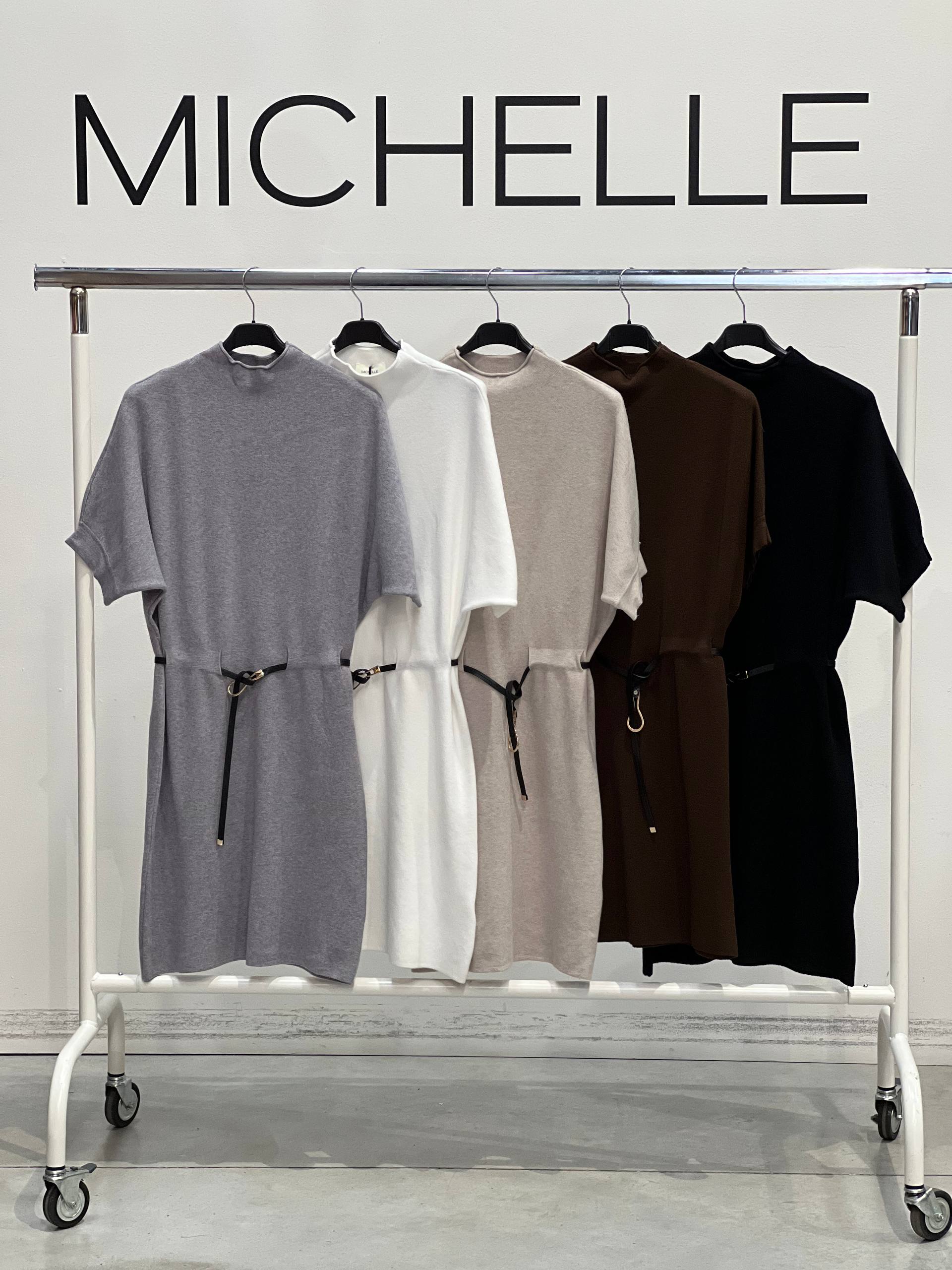 Amelie Follies (Michelle)