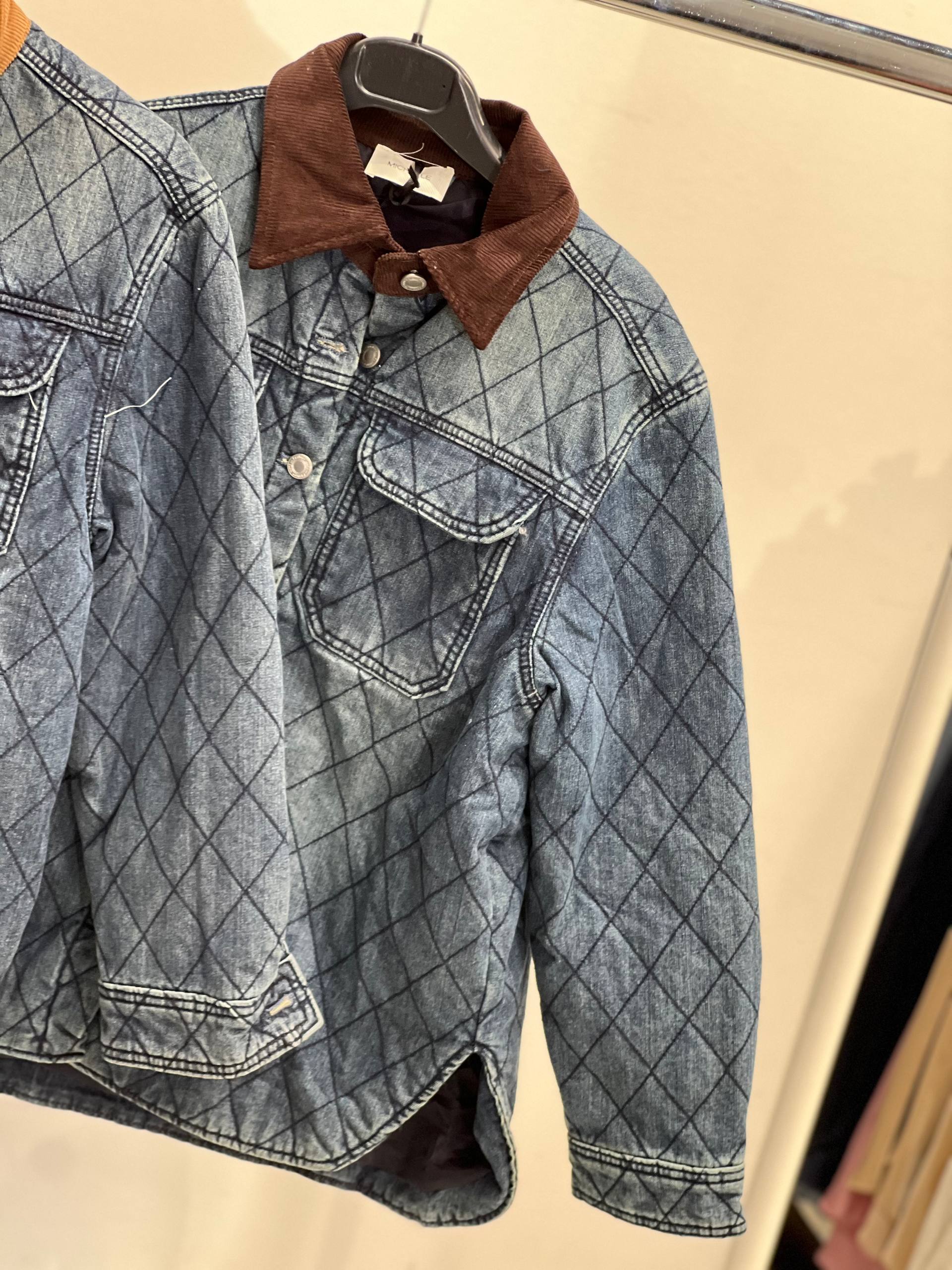 Amelie Follies (Michelle)