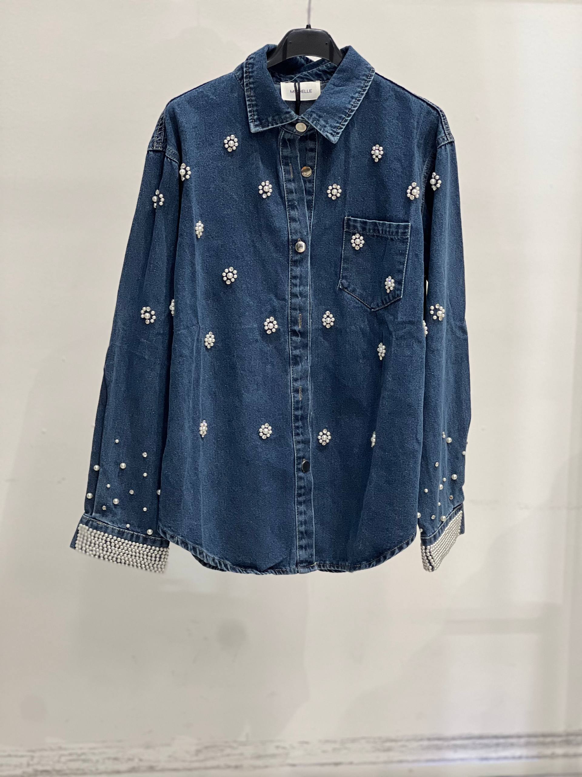 Amelie Follies (Michelle)