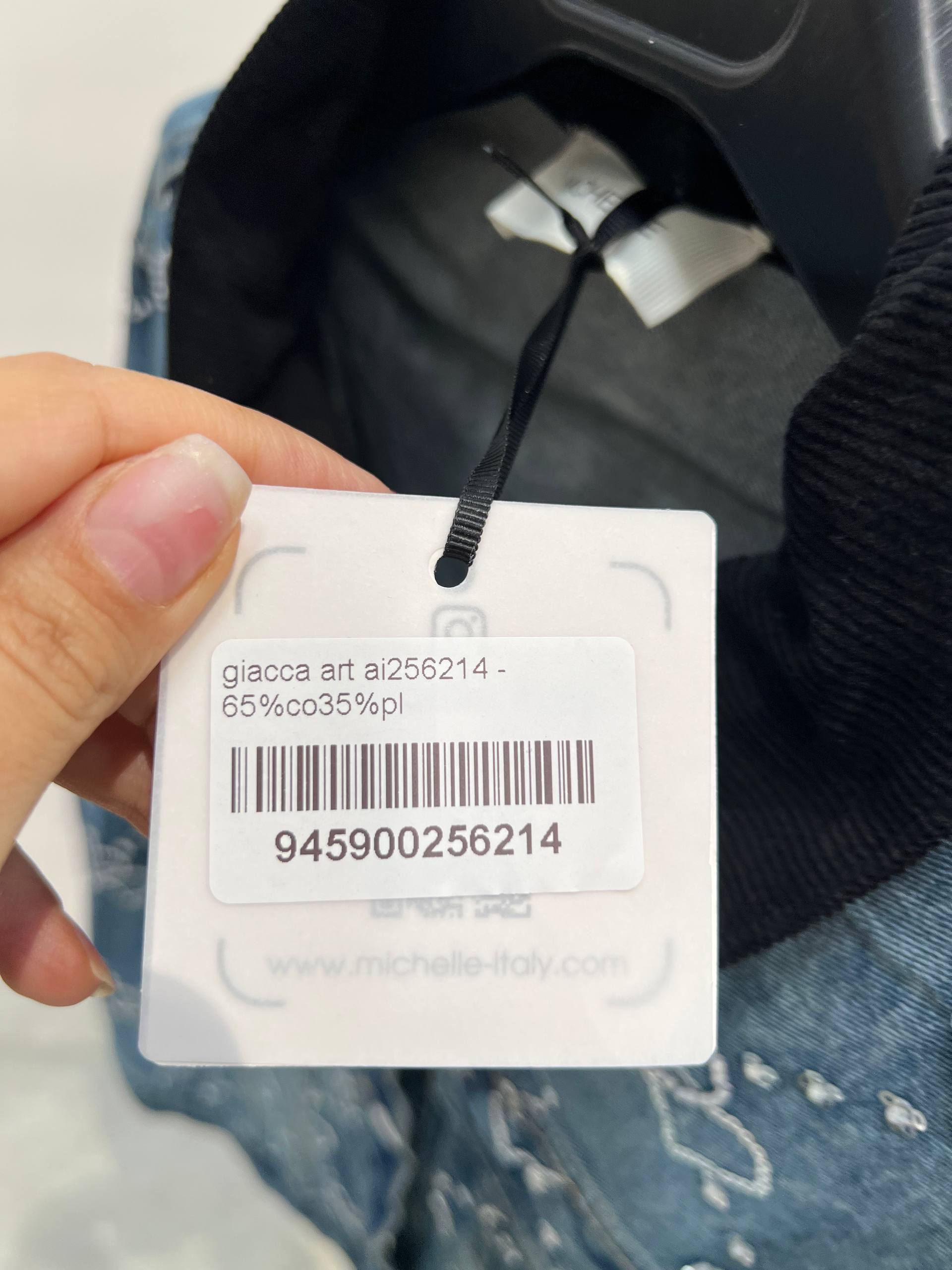 Amelie Follies (Michelle)