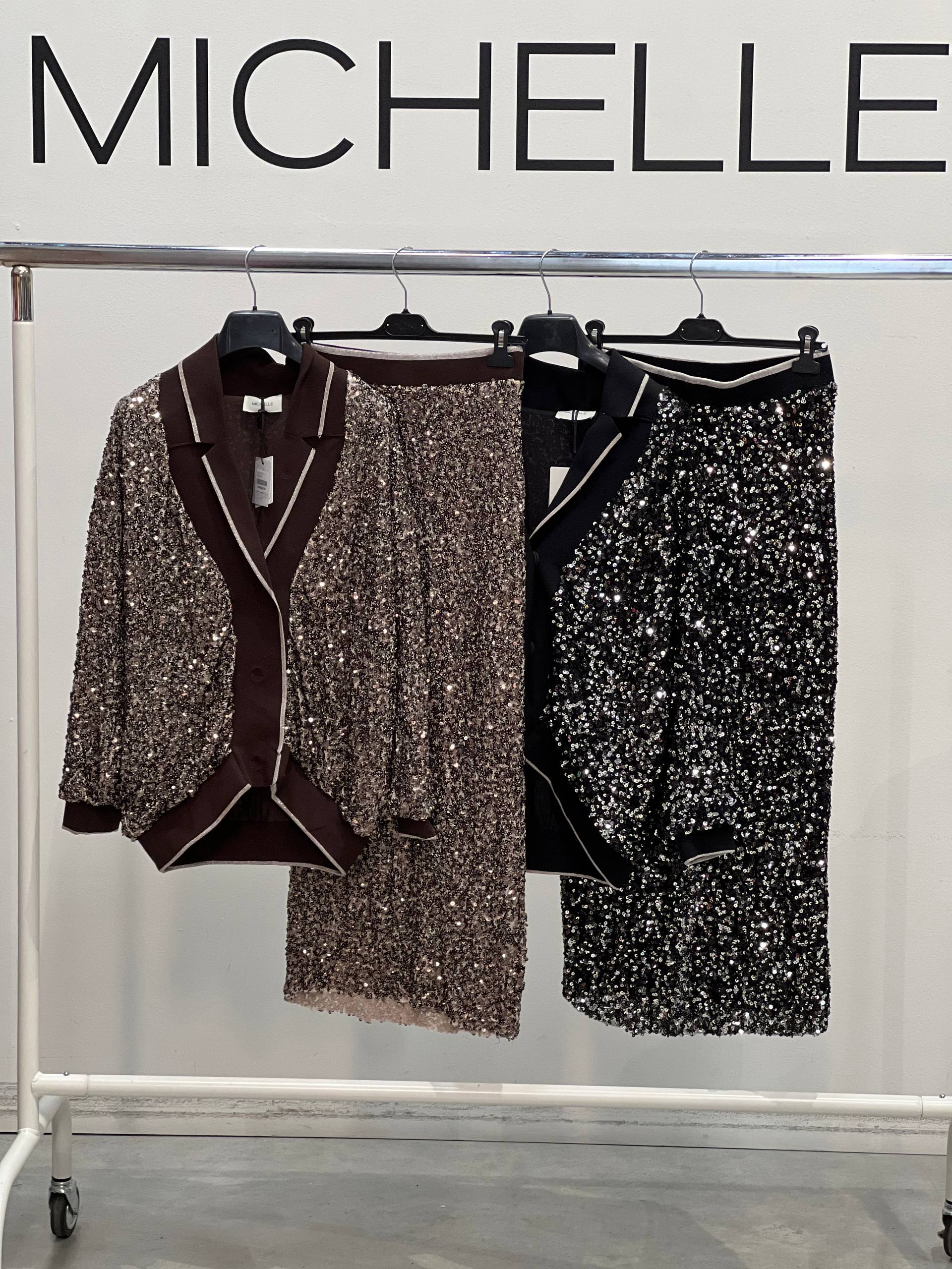 Amelie Follies (Michelle)