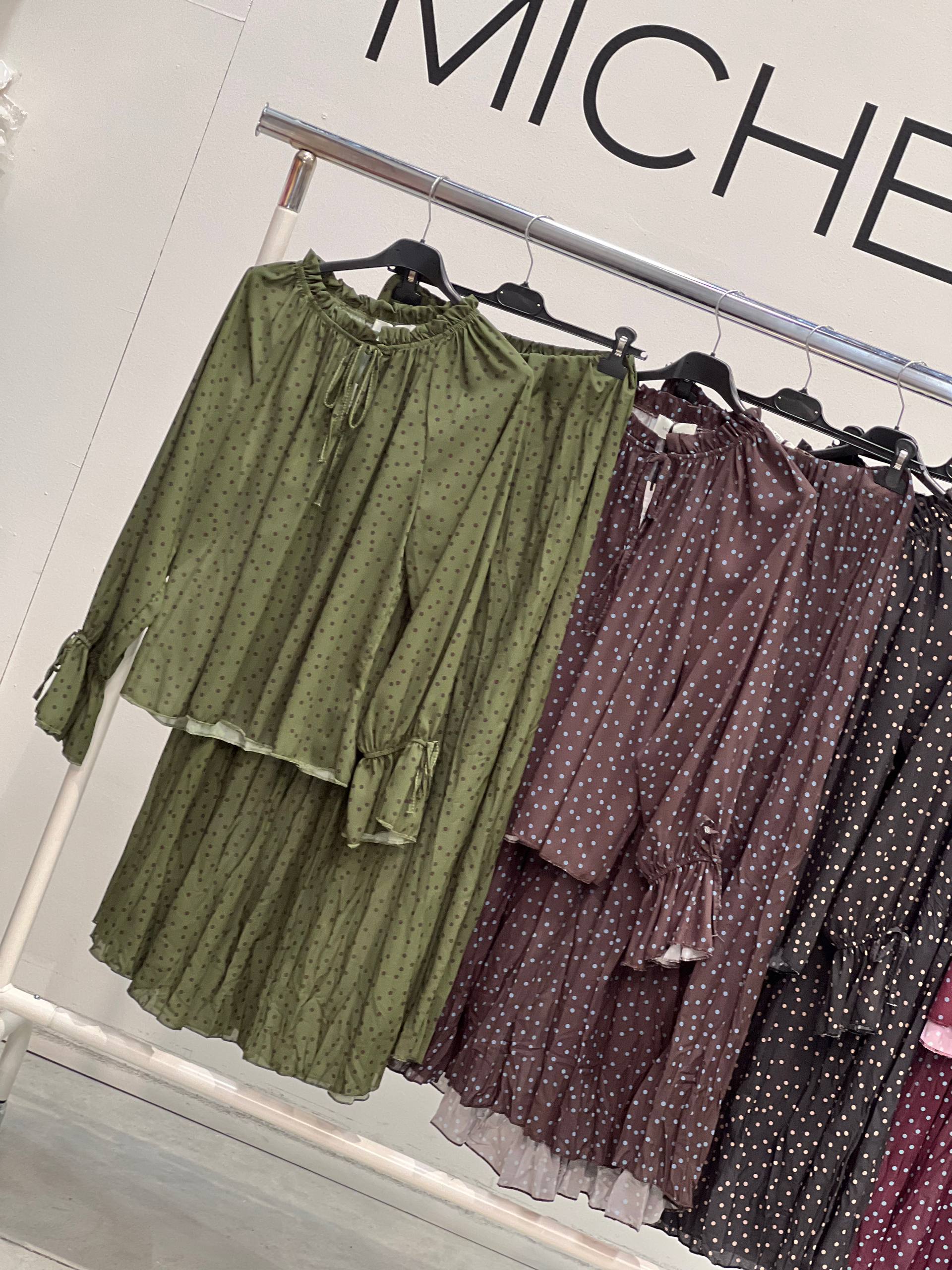 Amelie Follies (Michelle)