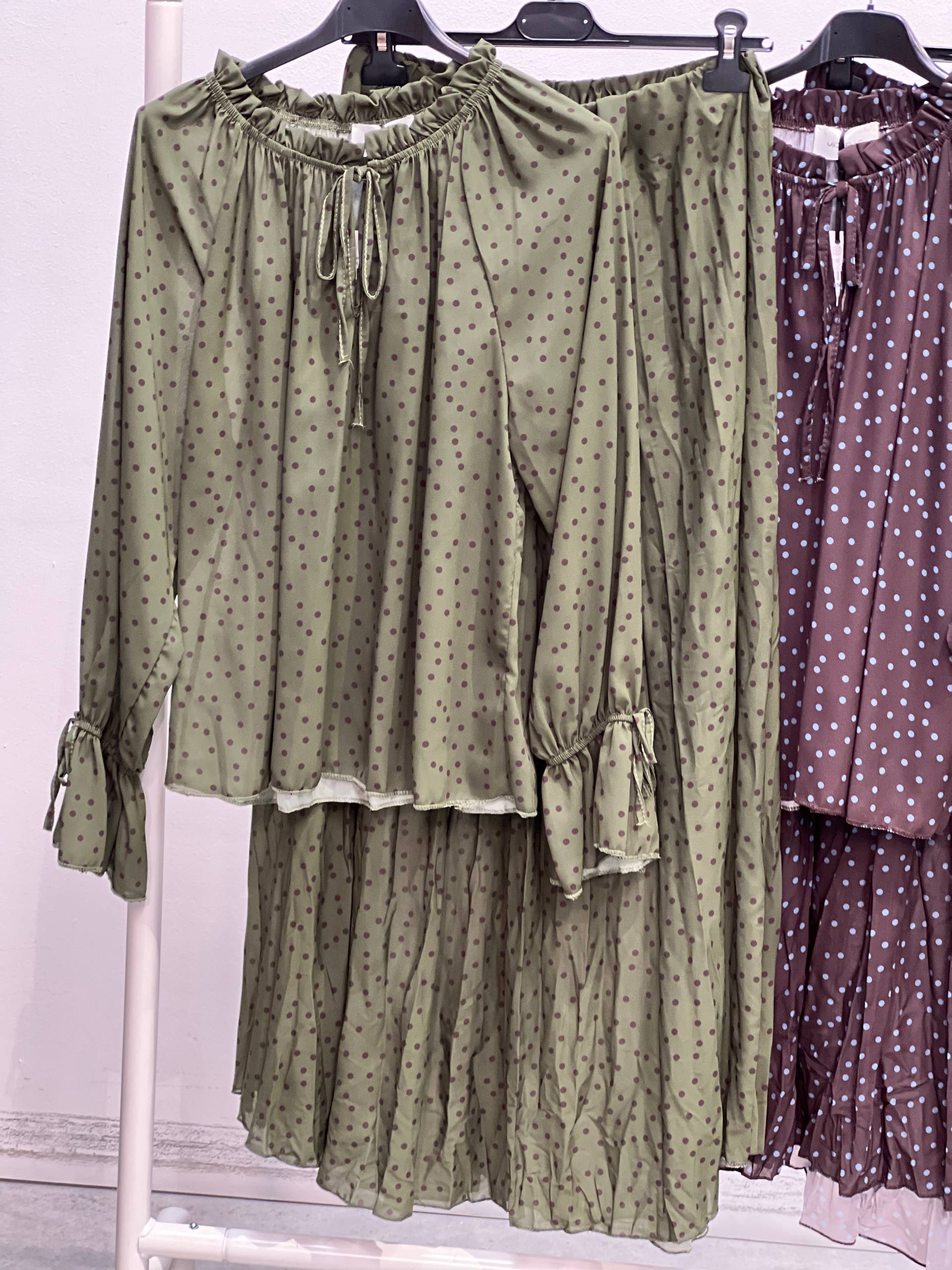 Amelie Follies (Michelle)