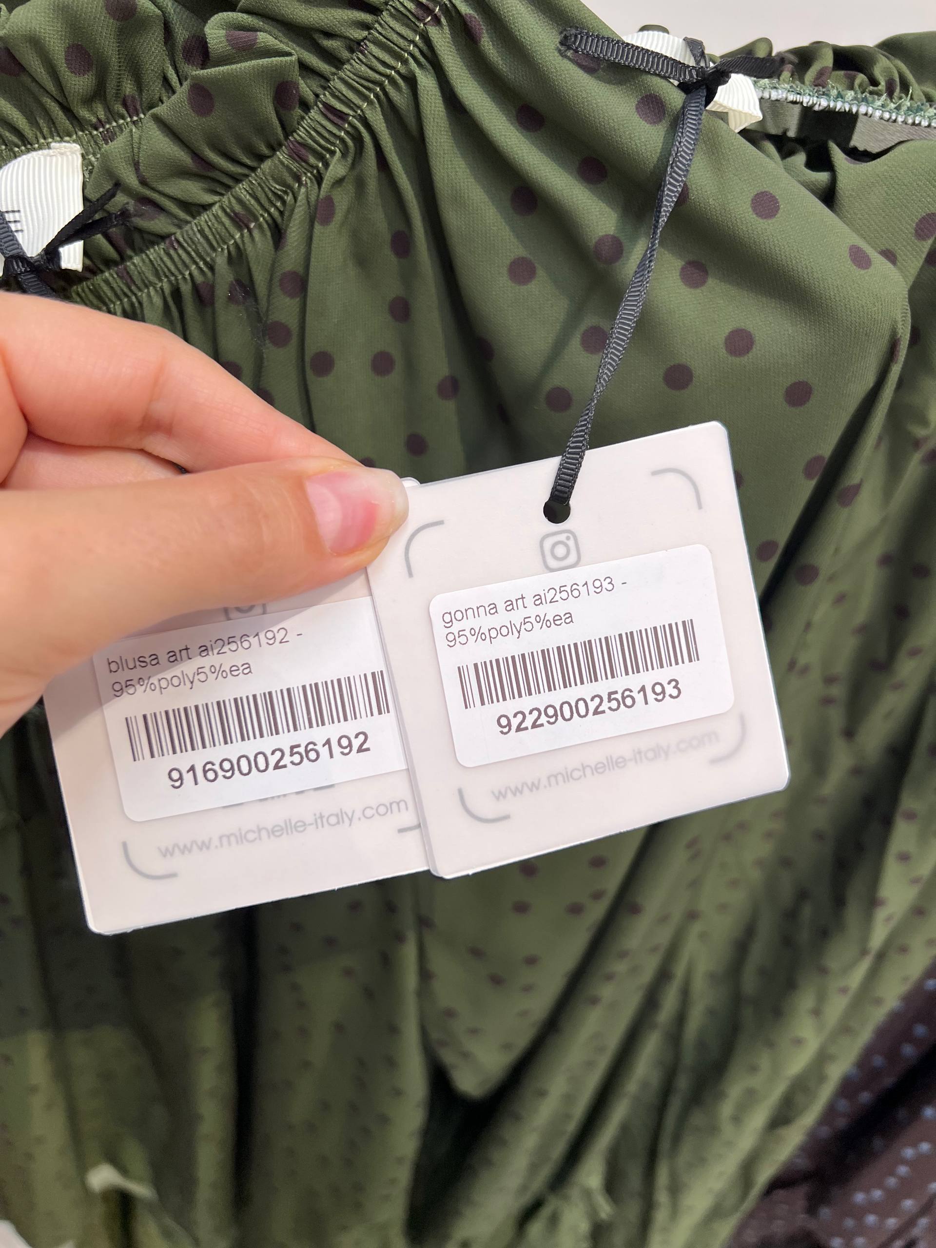 Amelie Follies (Michelle)