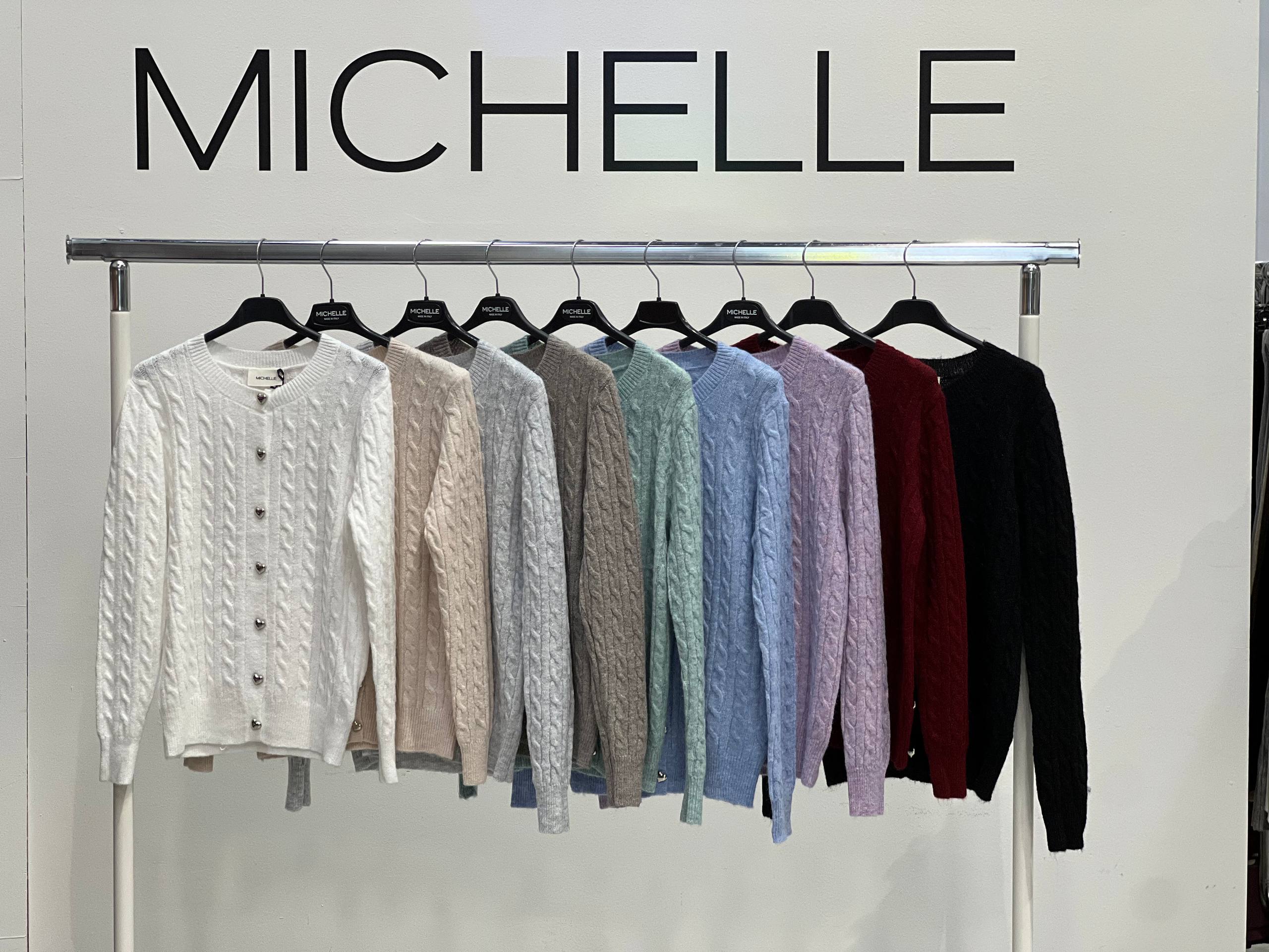 Amelie Follies (Michelle)