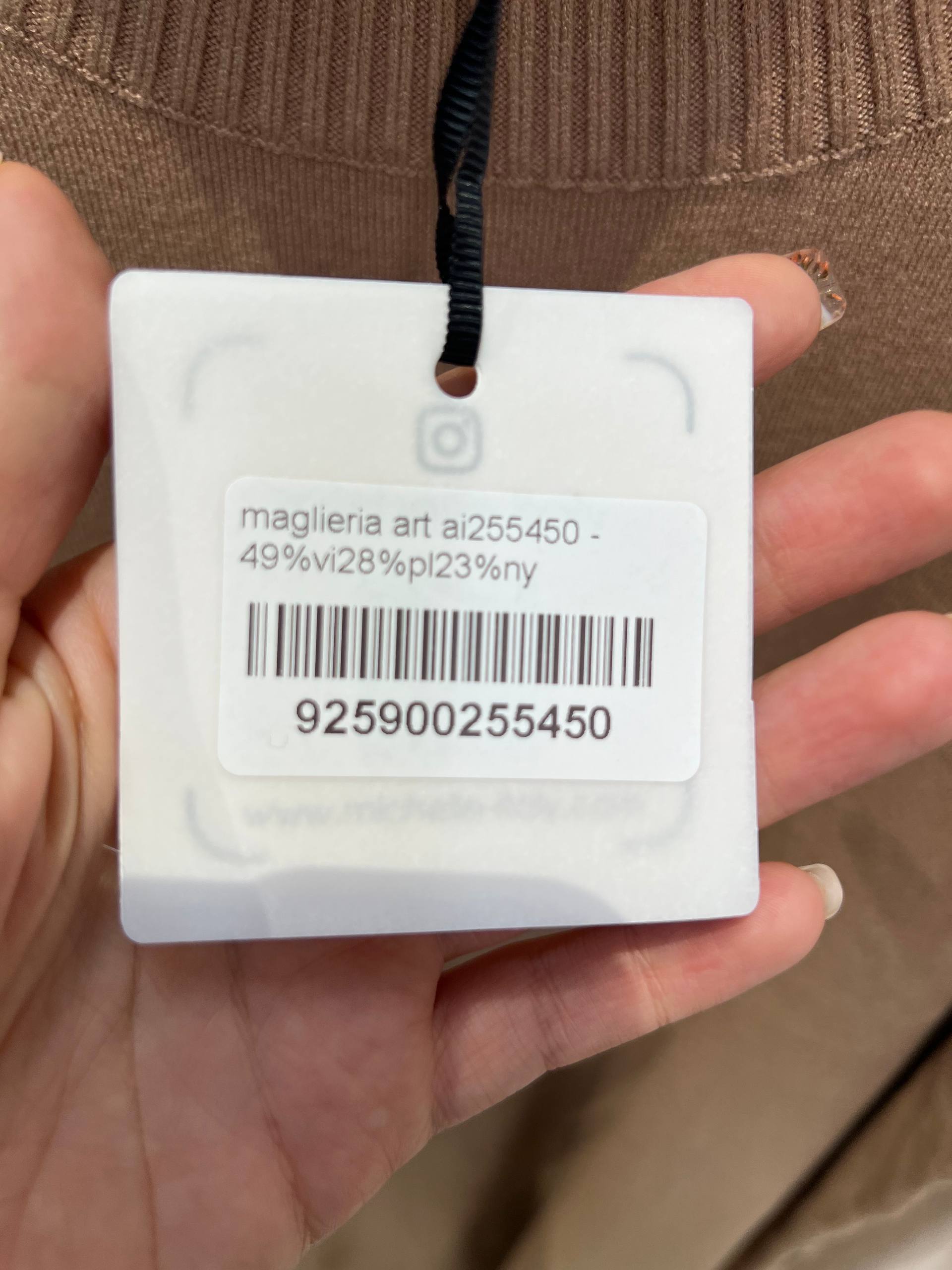 Amelie Follies (Michelle)