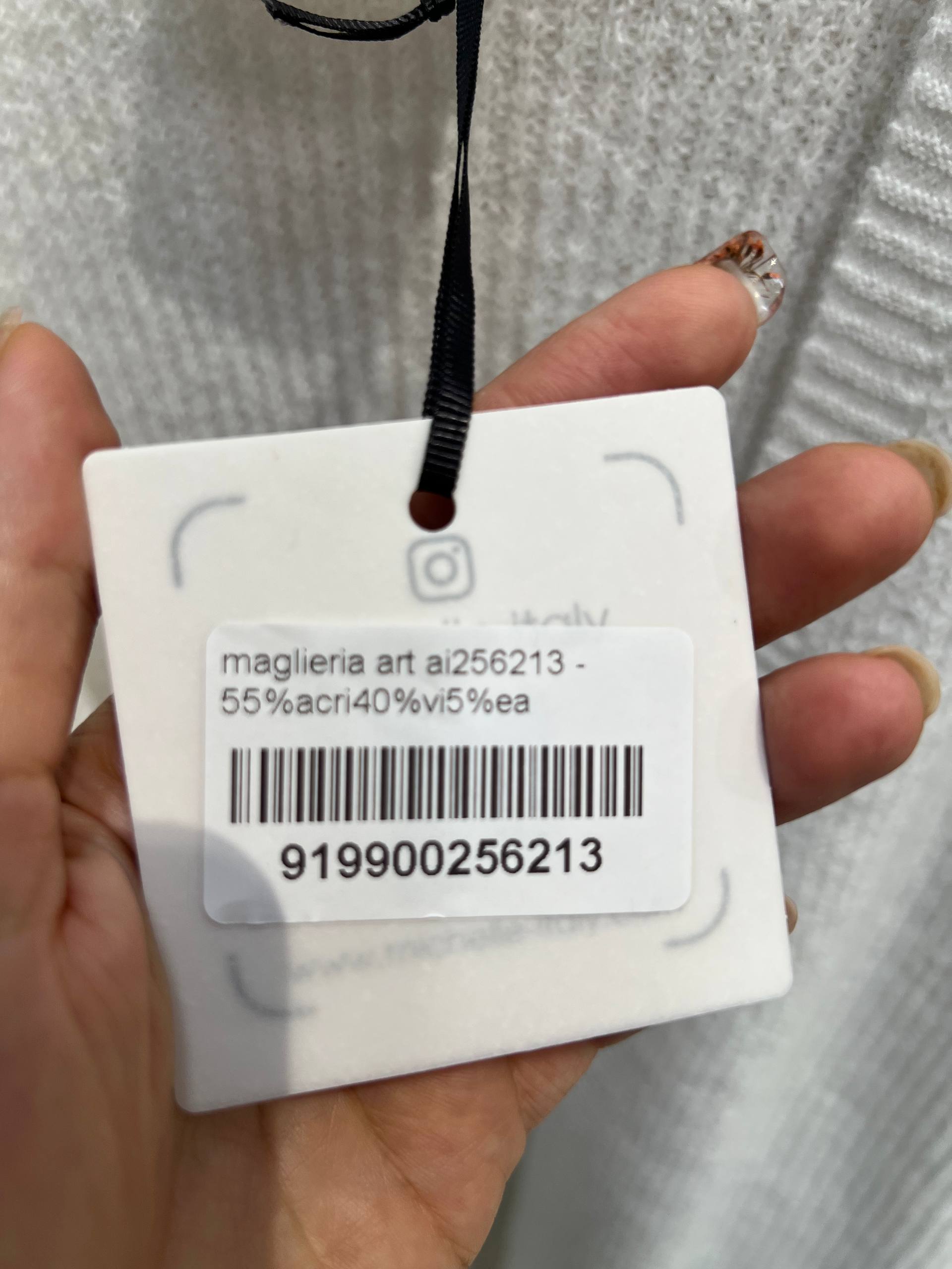 Amelie Follies (Michelle)