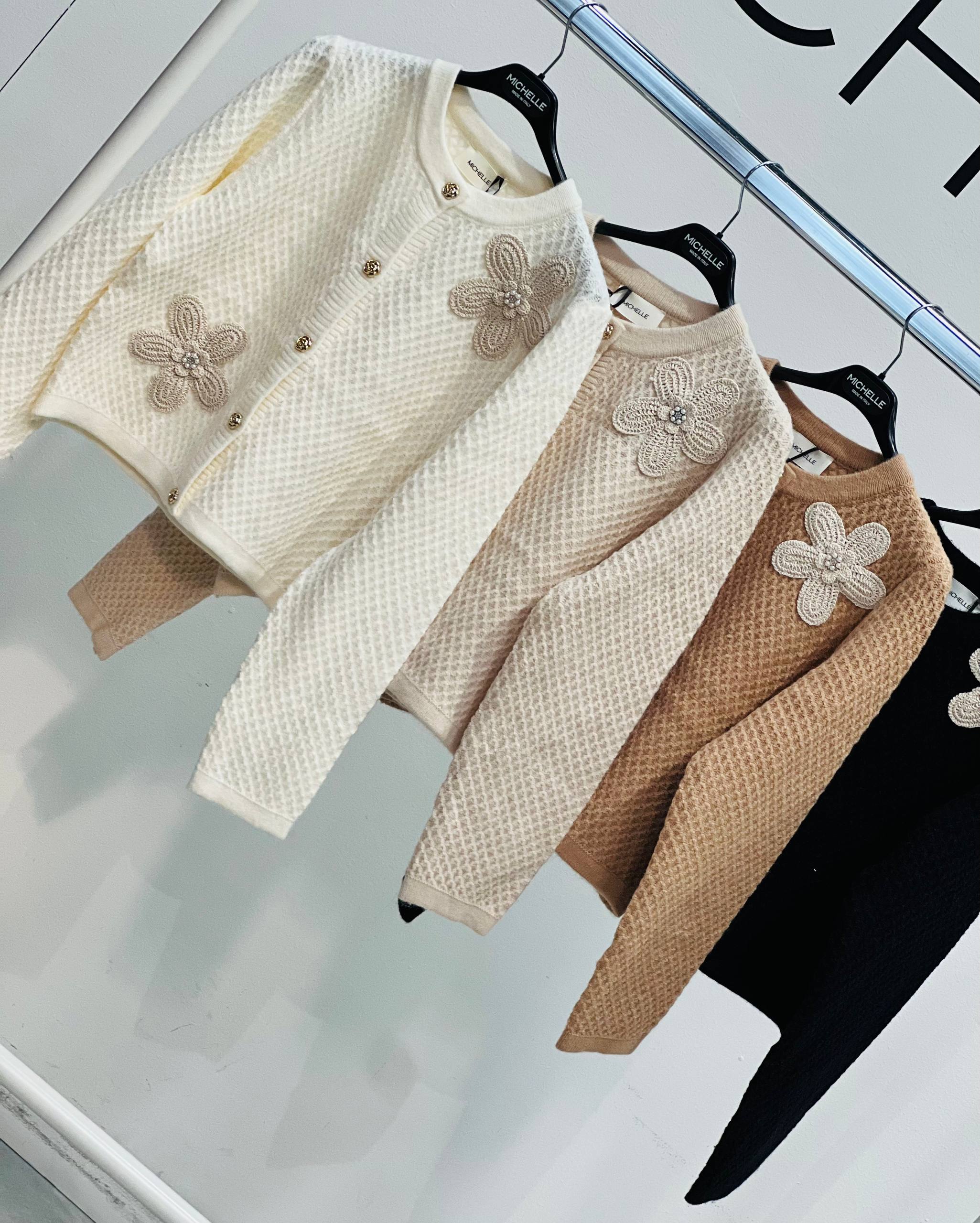 Amelie Follies (Michelle)