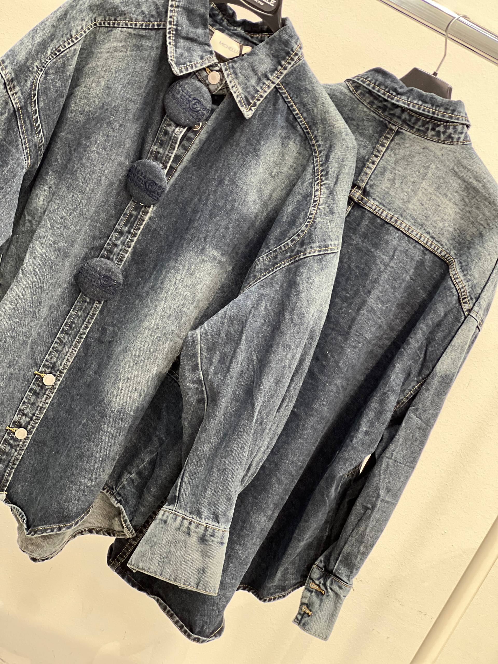 Amelie Follies (Michelle)