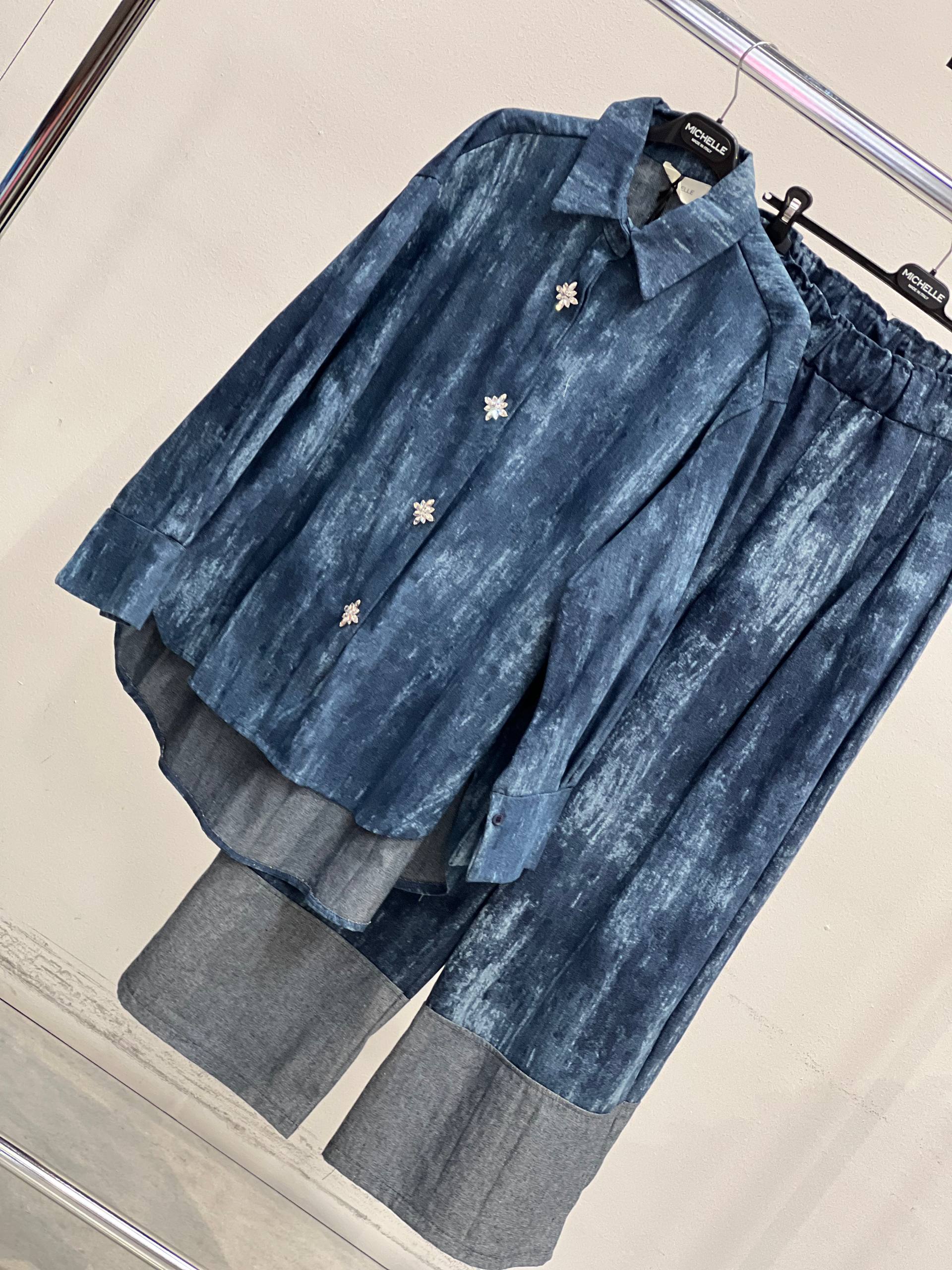 Amelie Follies (Michelle)