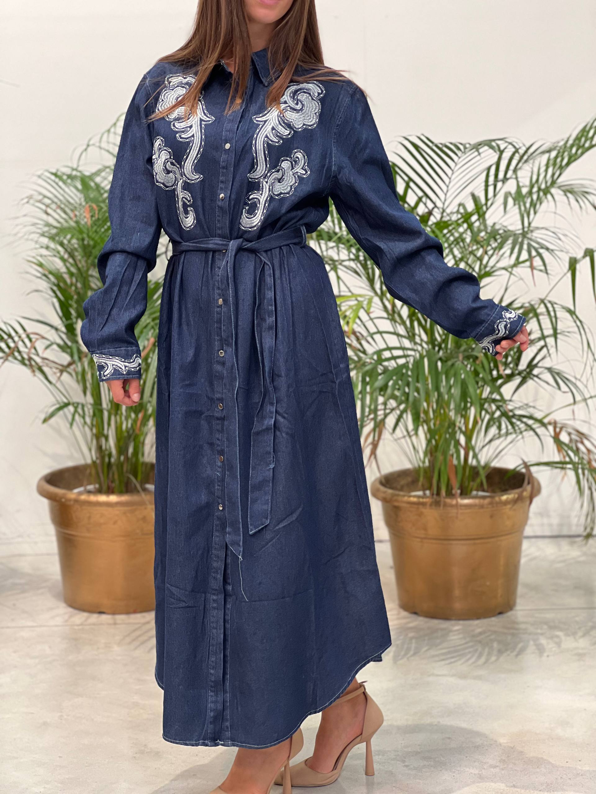 Amelie Follies (Michelle)