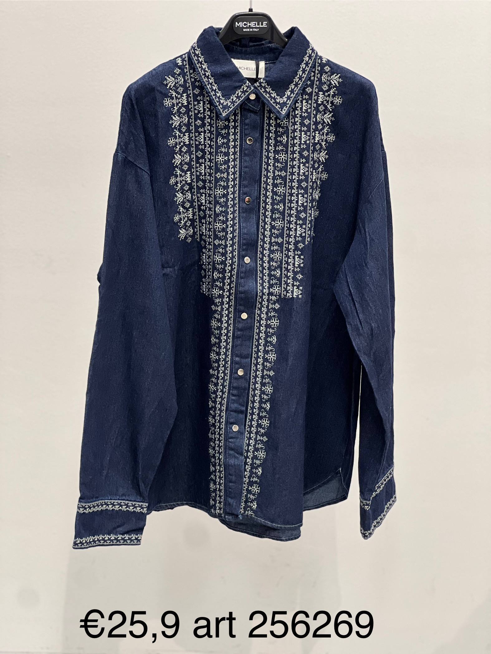 Amelie Follies (Michelle)