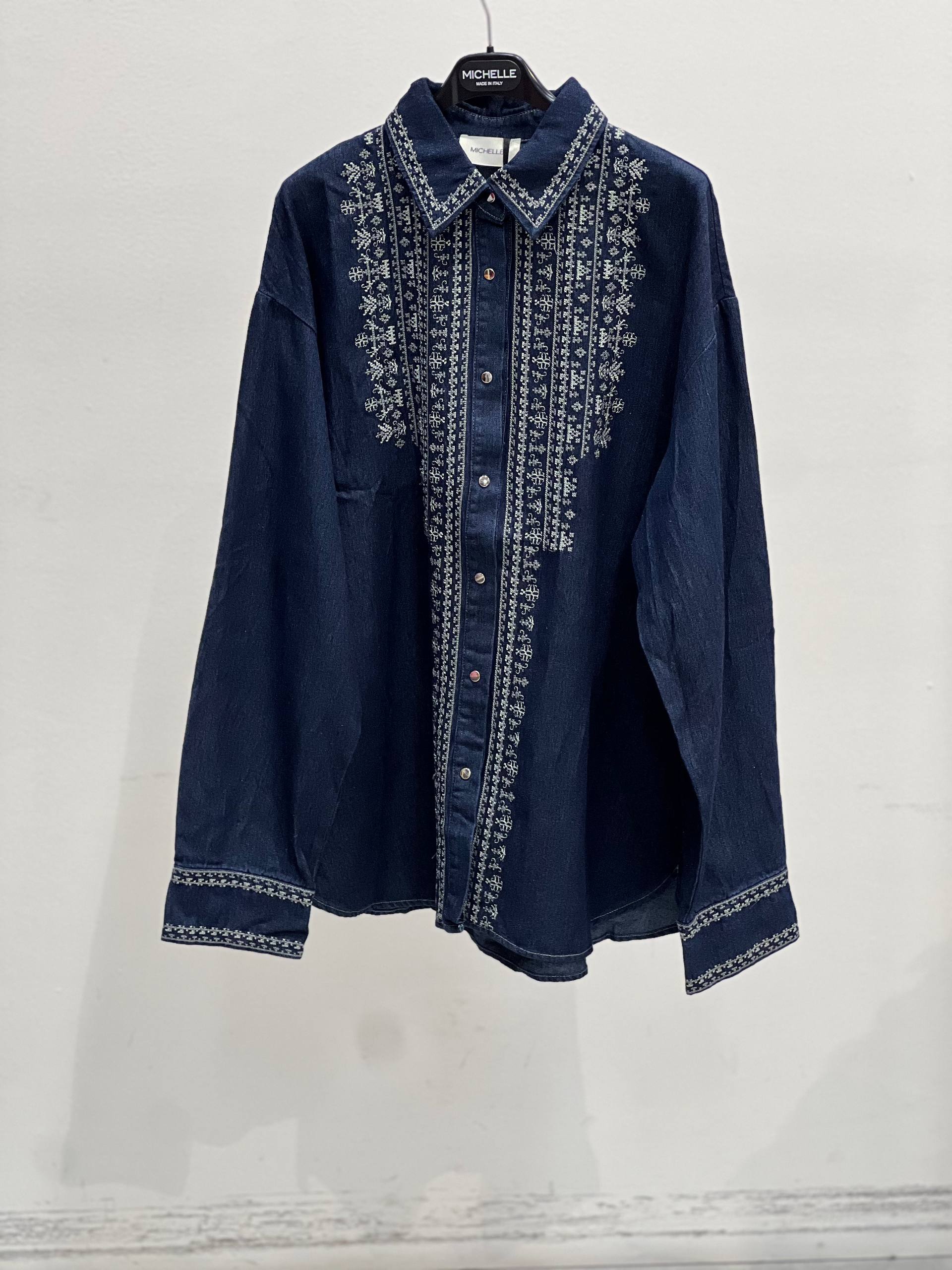 Amelie Follies (Michelle)