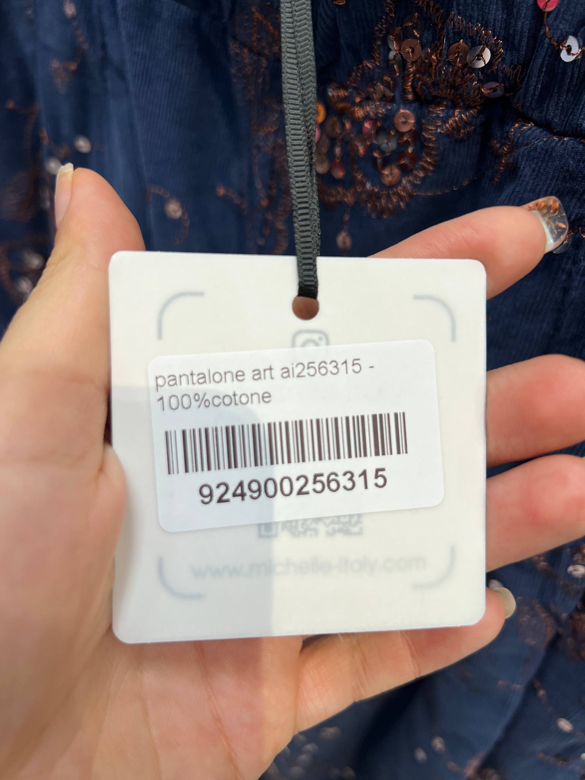 Amelie Follies (Michelle)