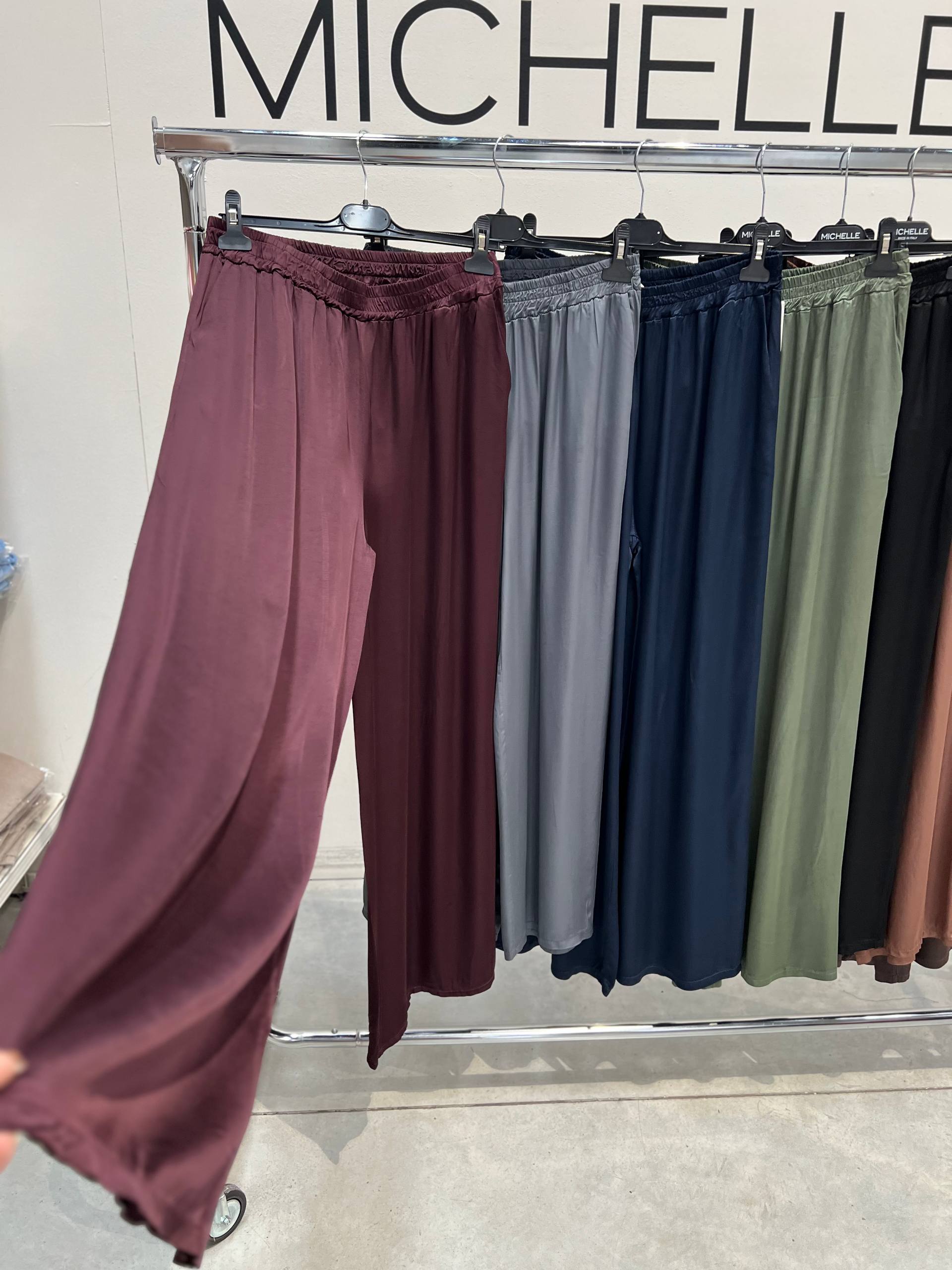 Amelie Follies (Michelle)