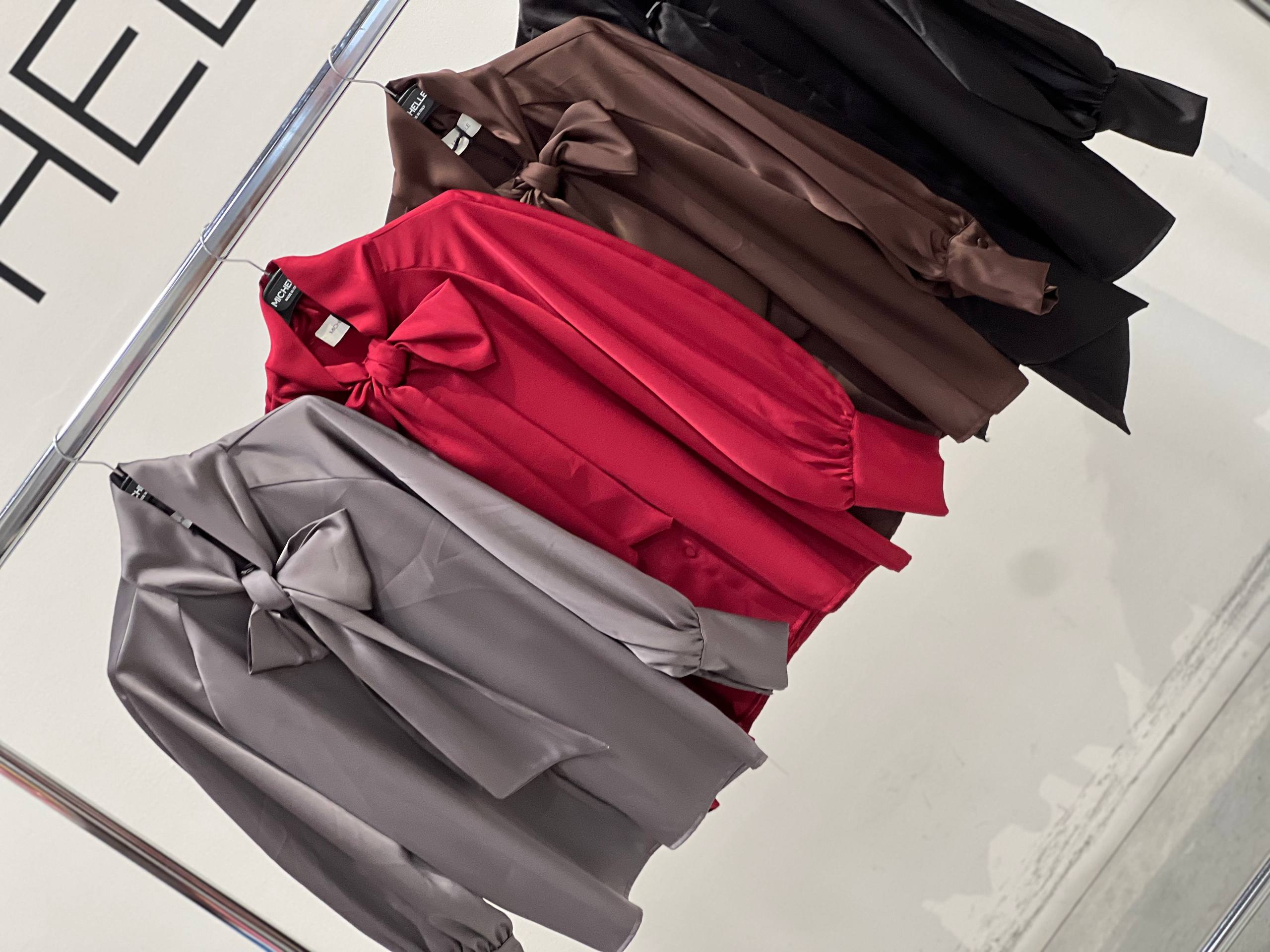 Amelie Follies (Michelle)