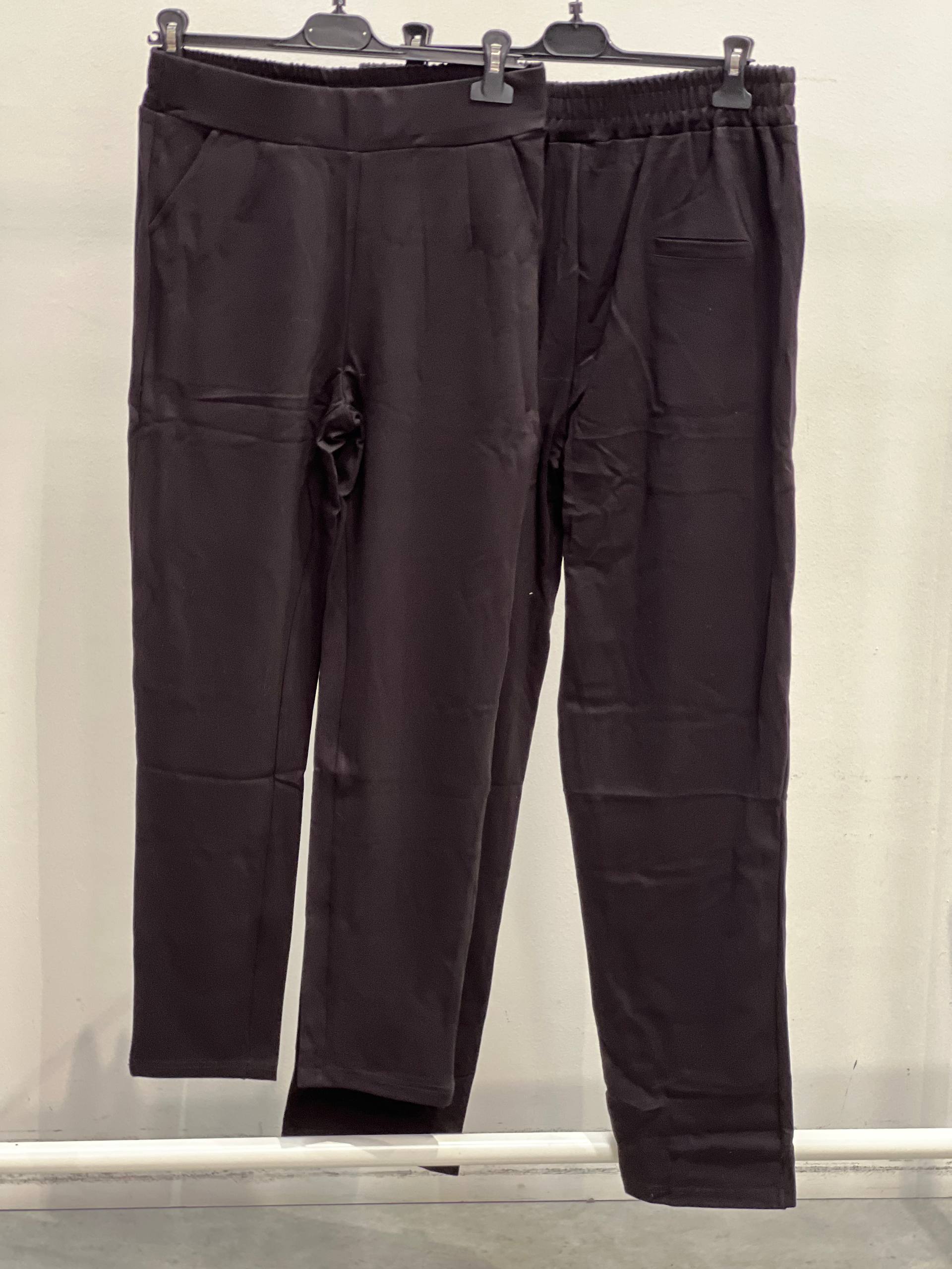 Amelie Follies (Michelle)