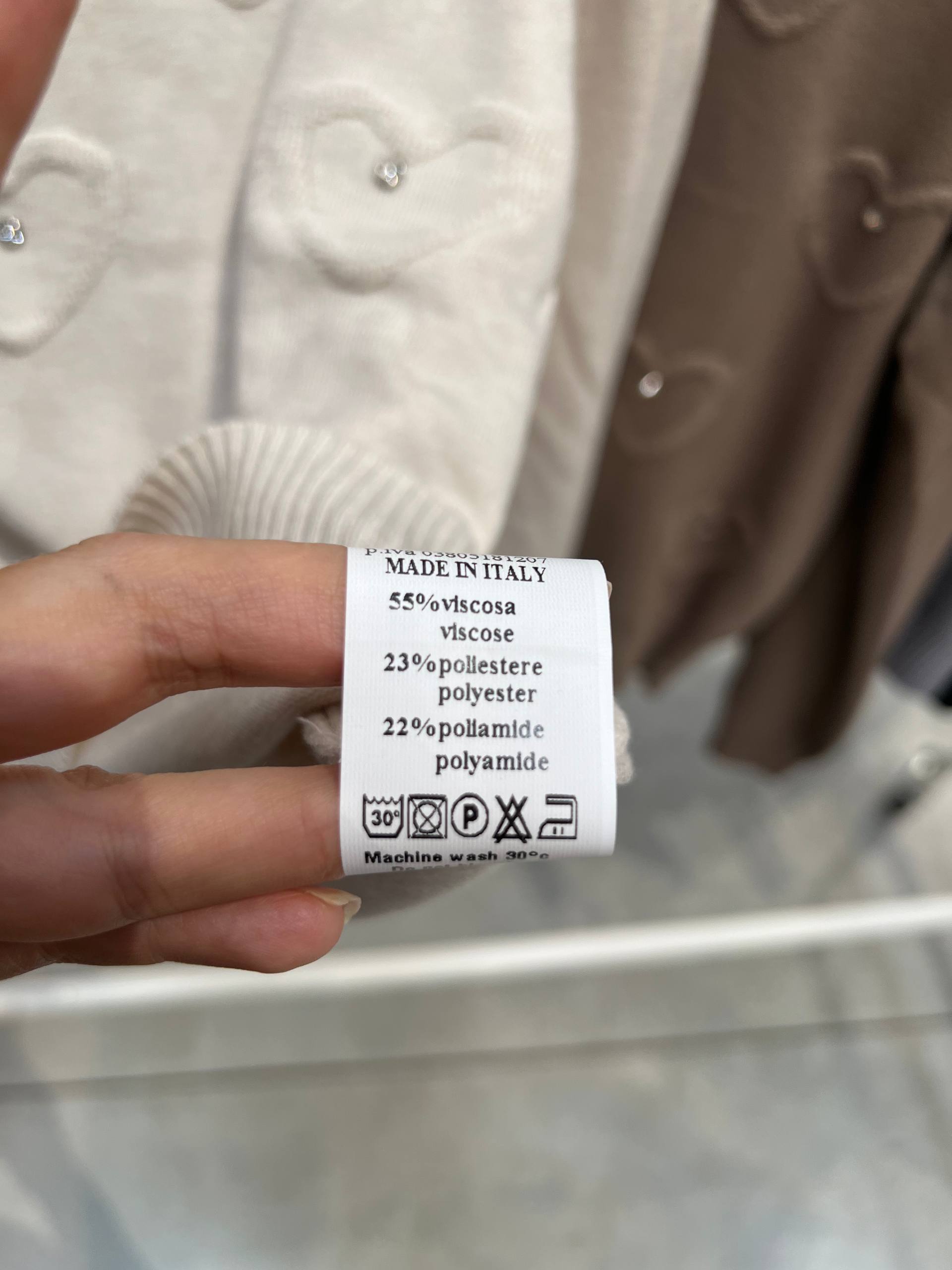 Amelie Follies (Michelle)