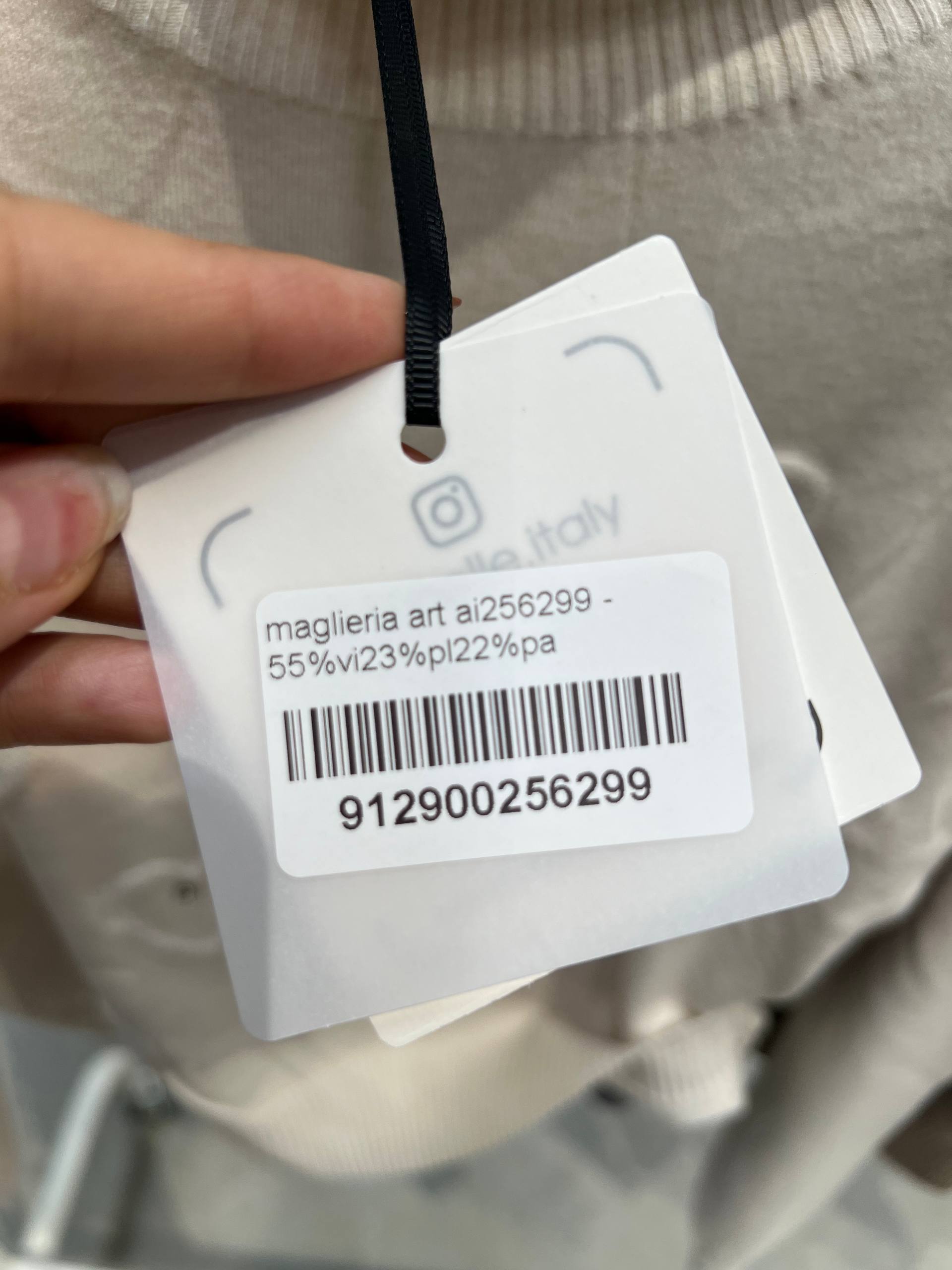 Amelie Follies (Michelle)