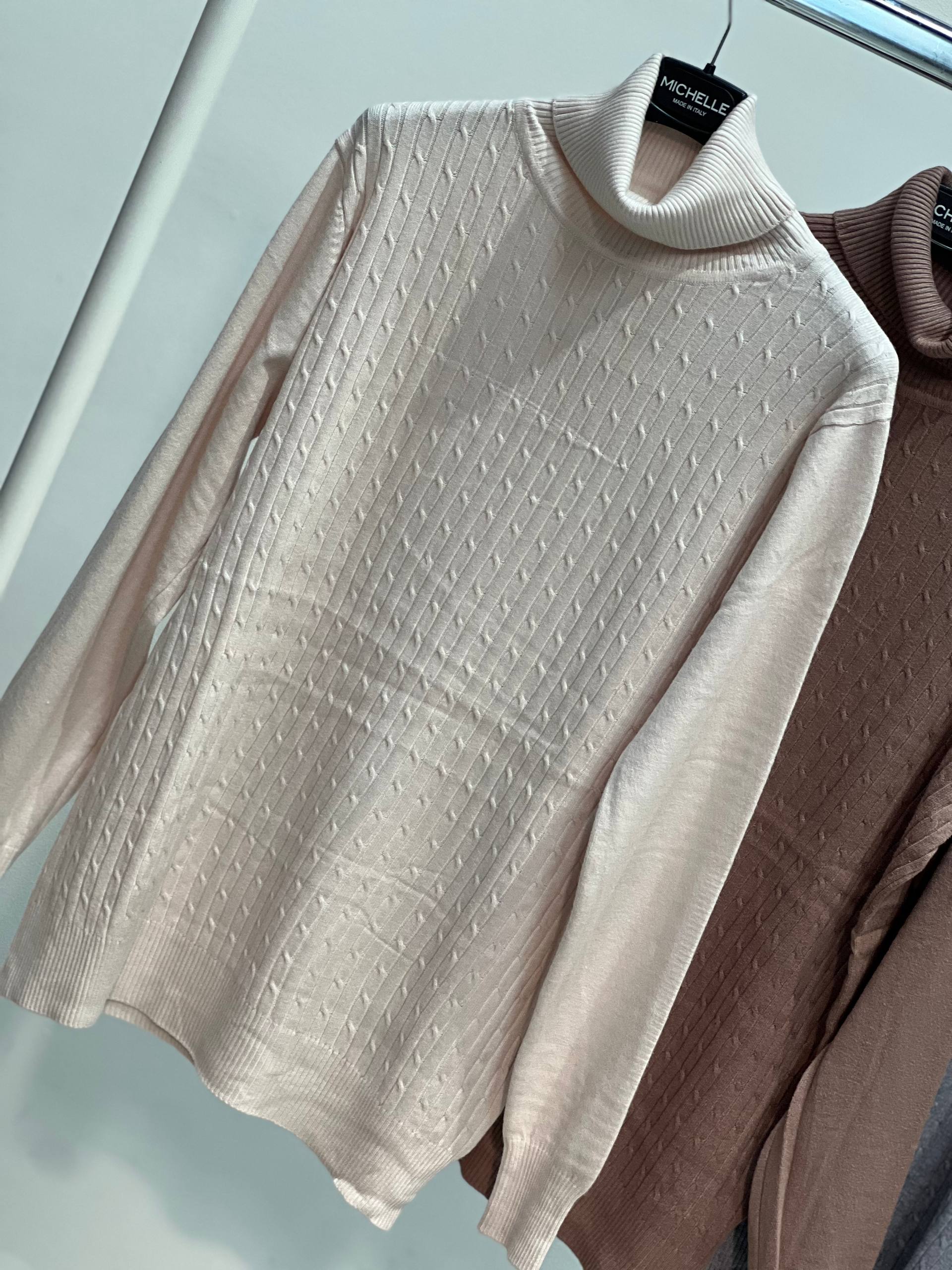 Amelie Follies (Michelle)