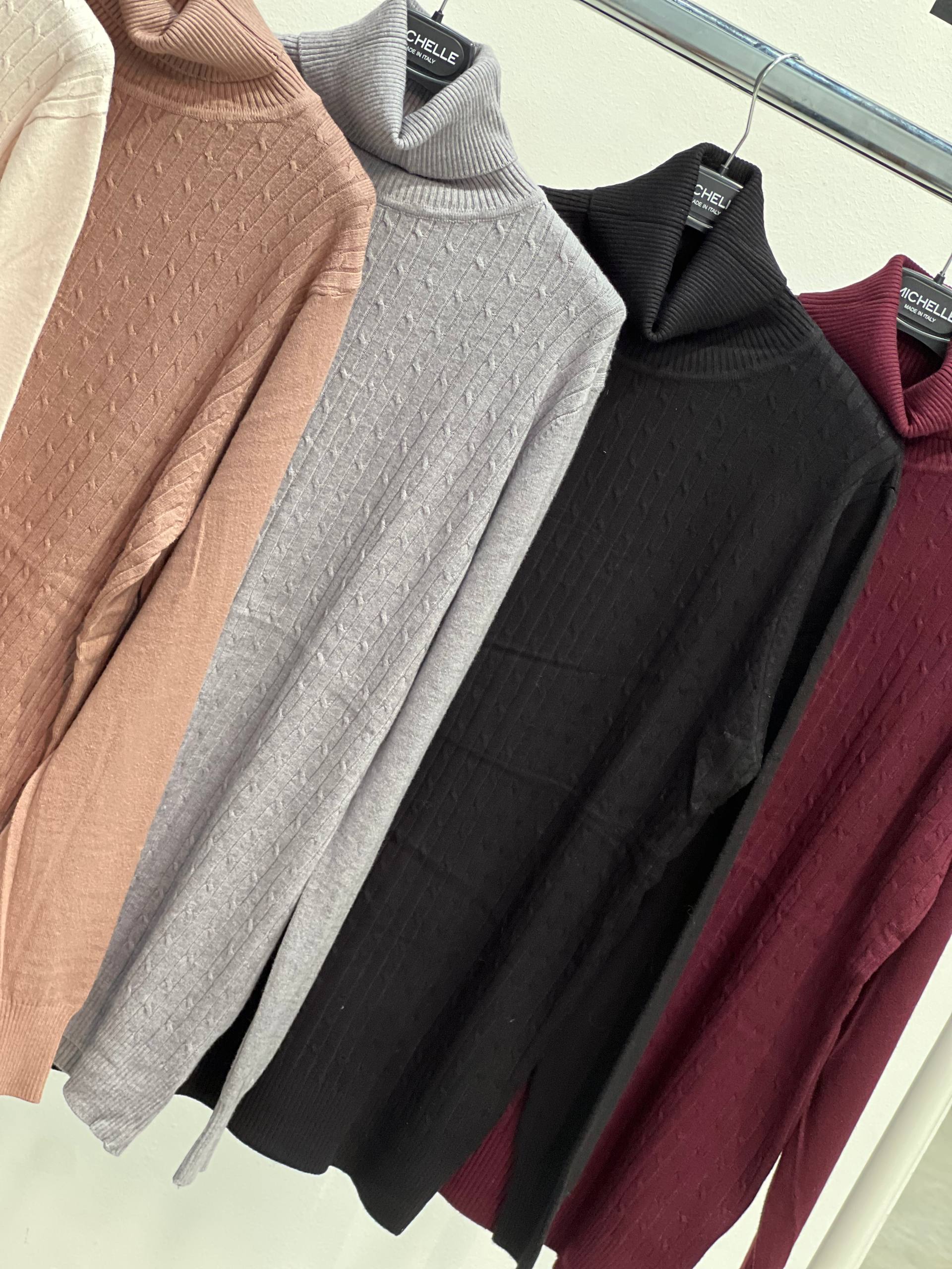 Amelie Follies (Michelle)