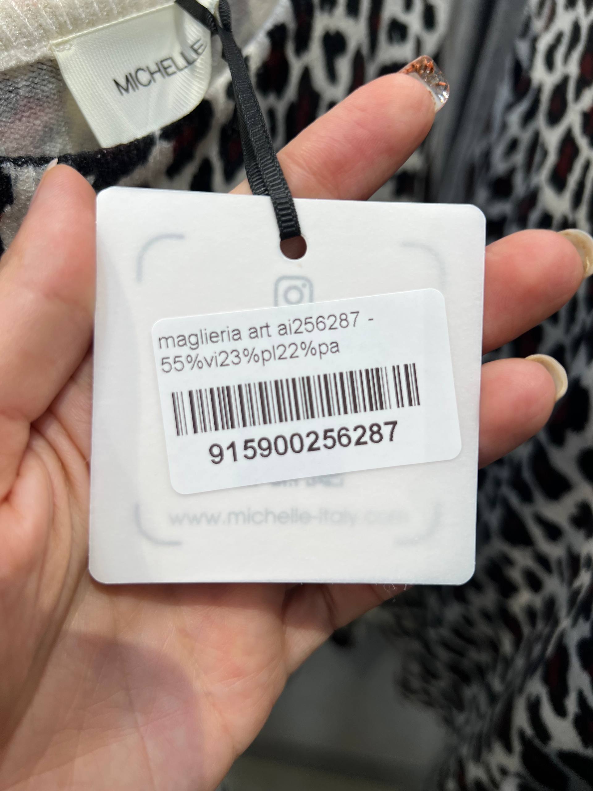 Amelie Follies (Michelle)