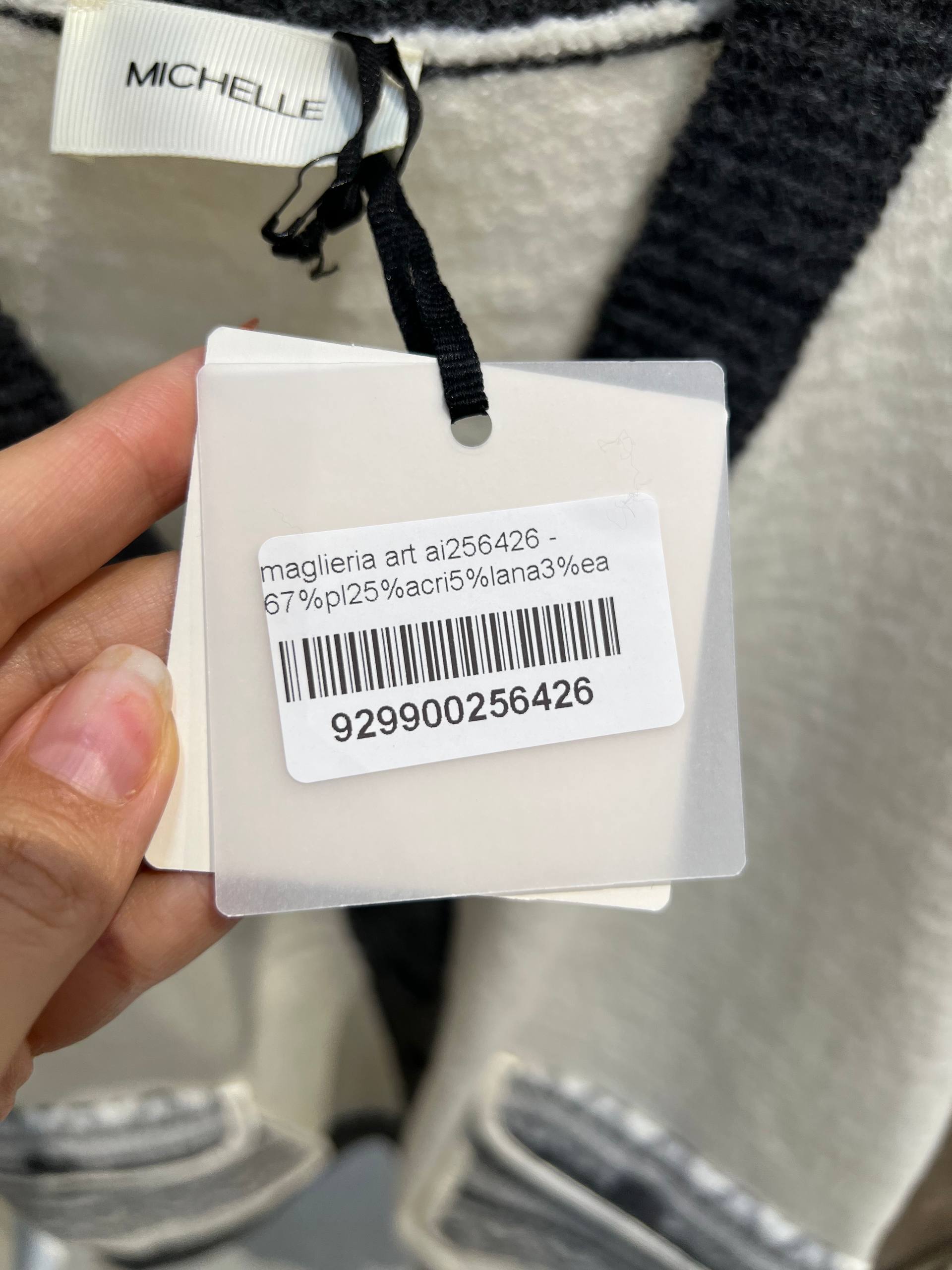 Amelie Follies (Michelle)